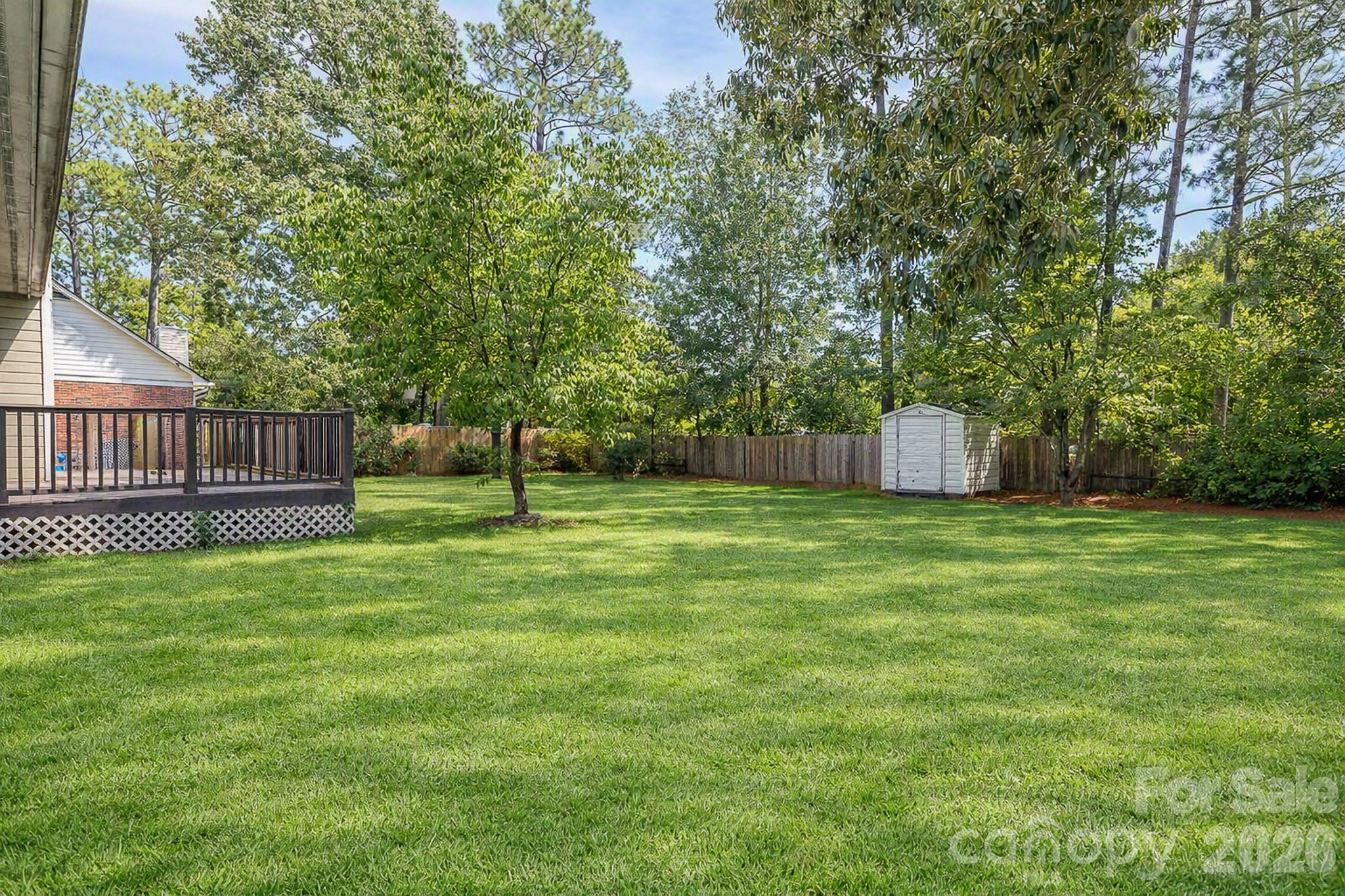 405 Southland Drive — Fayetteville
