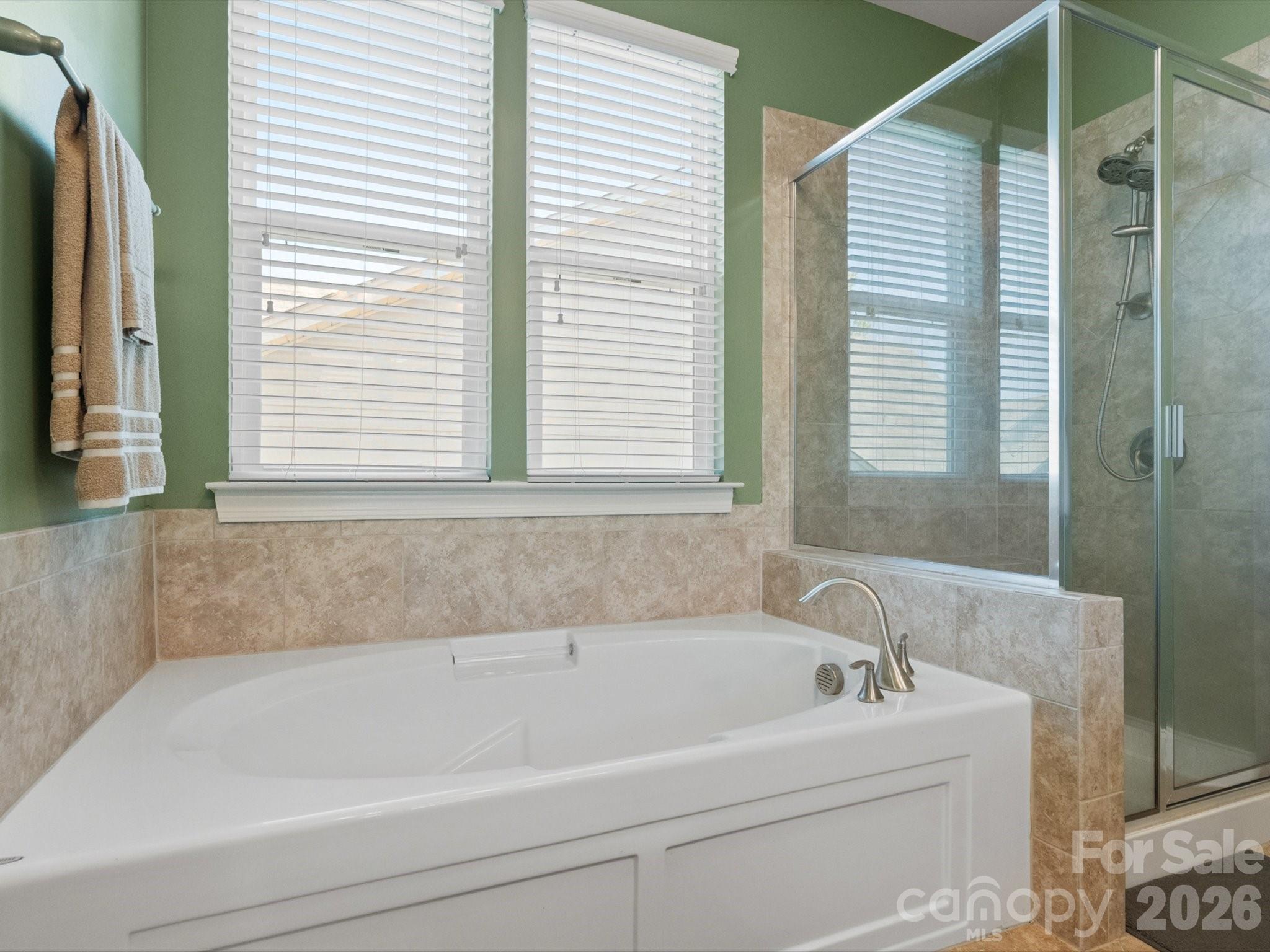 2035 Pinyon Lane — Lancaster