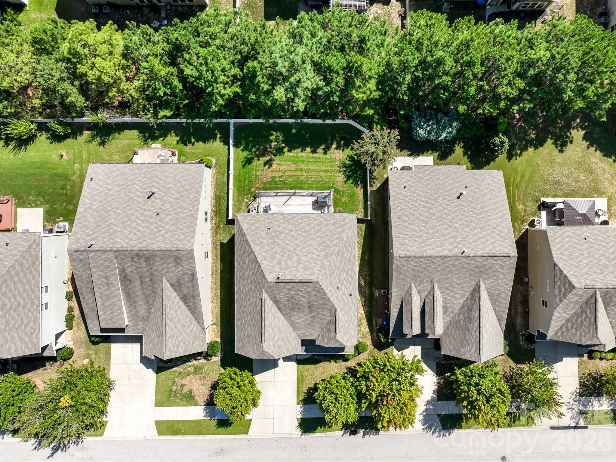 2035 Pinyon Lane — Lancaster