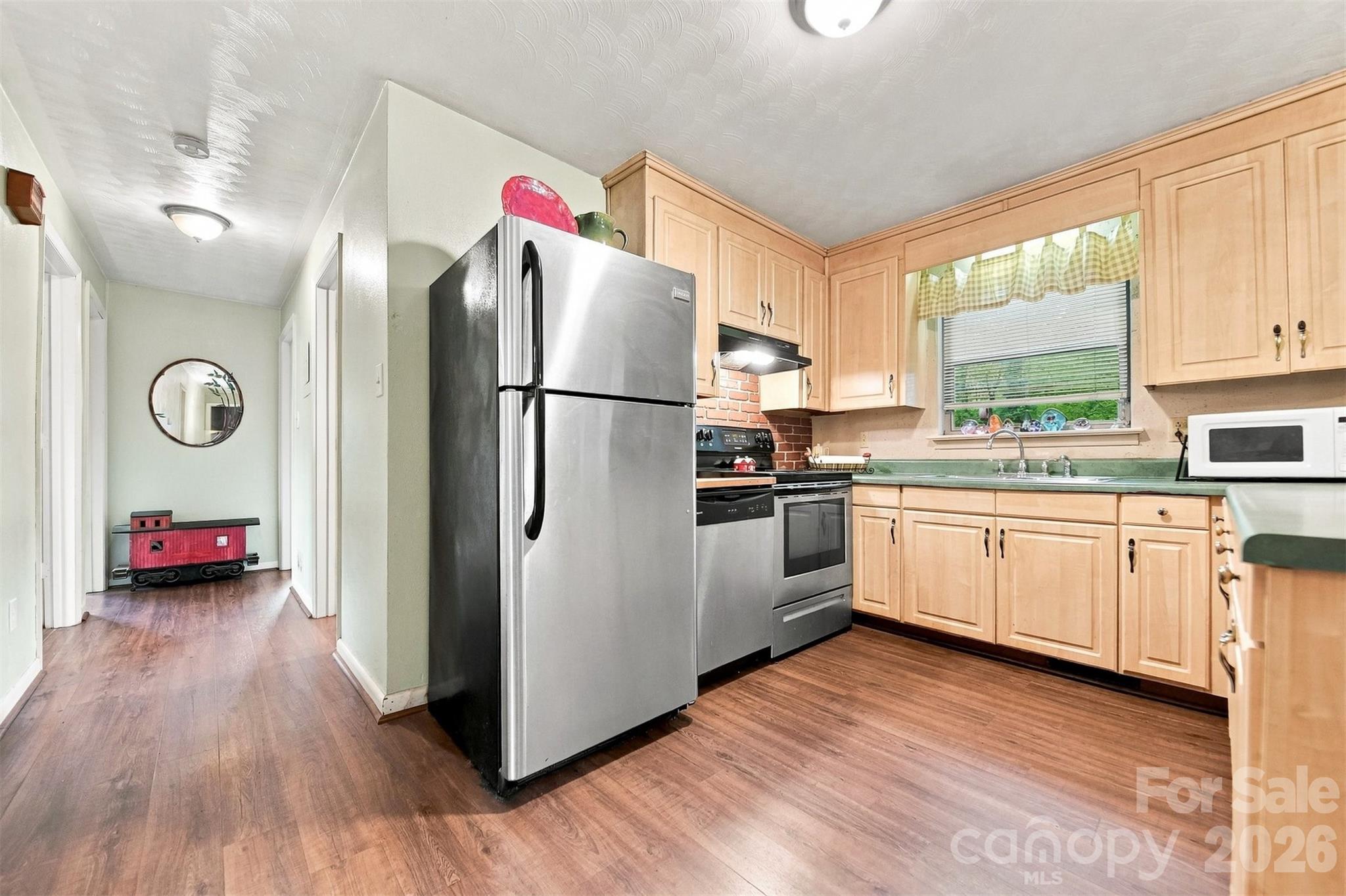 1920 30th Street NE — Hickory