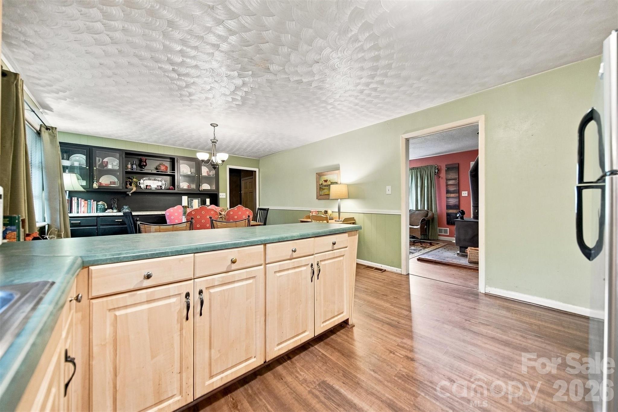 1920 30th Street NE — Hickory
