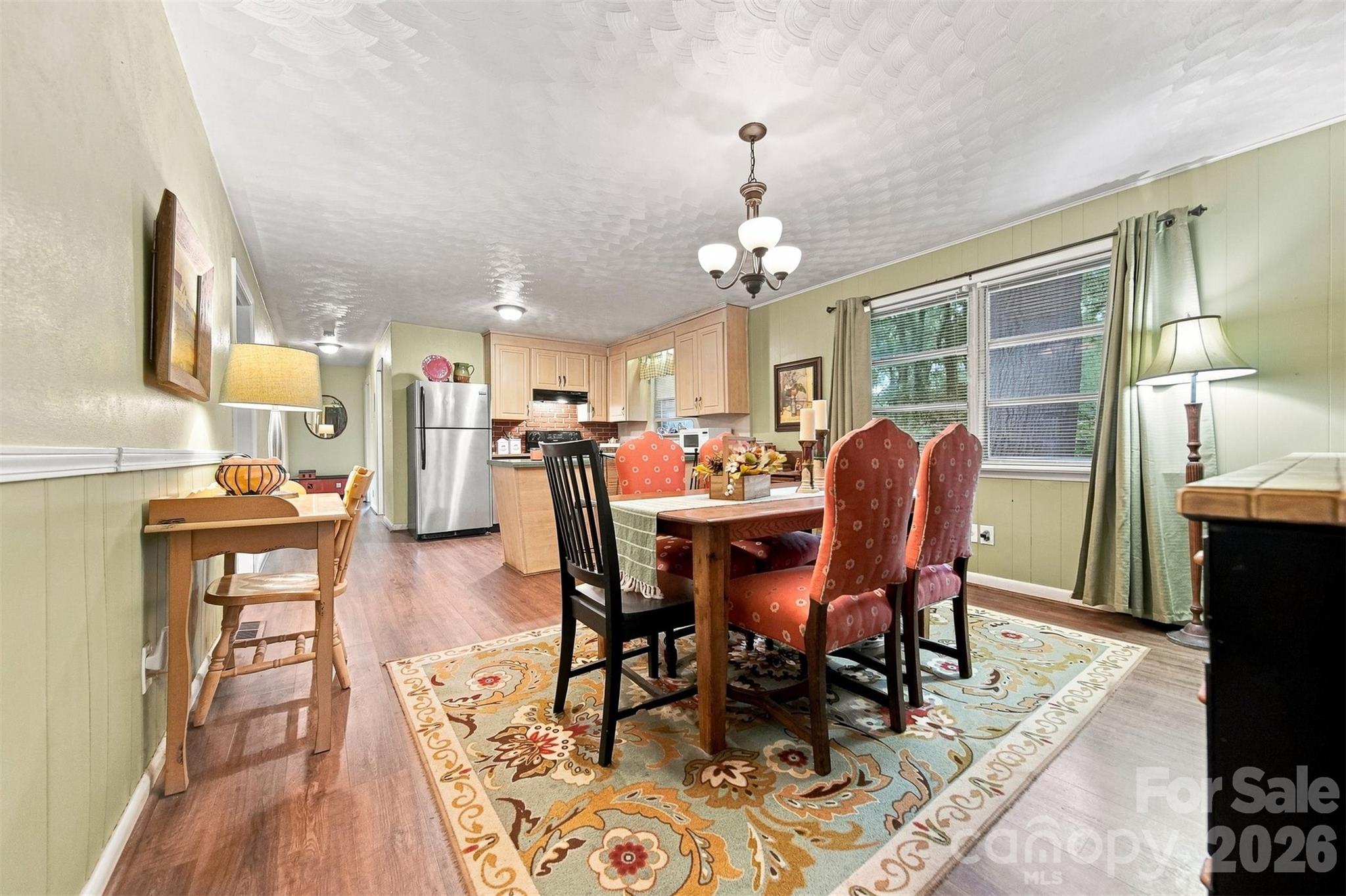 1920 30th Street NE — Hickory