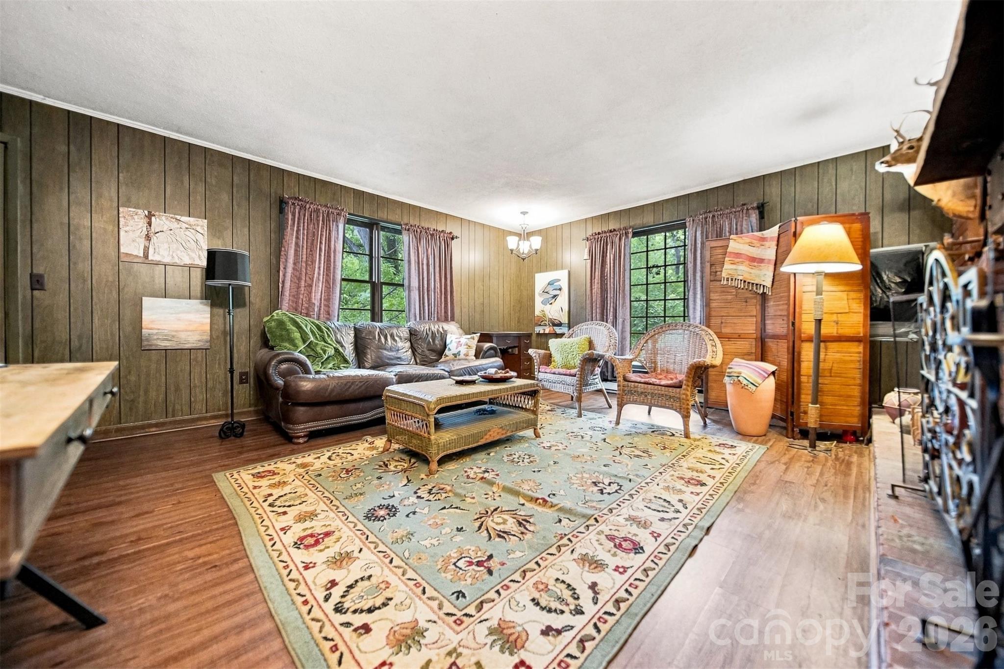 1920 30th Street NE — Hickory