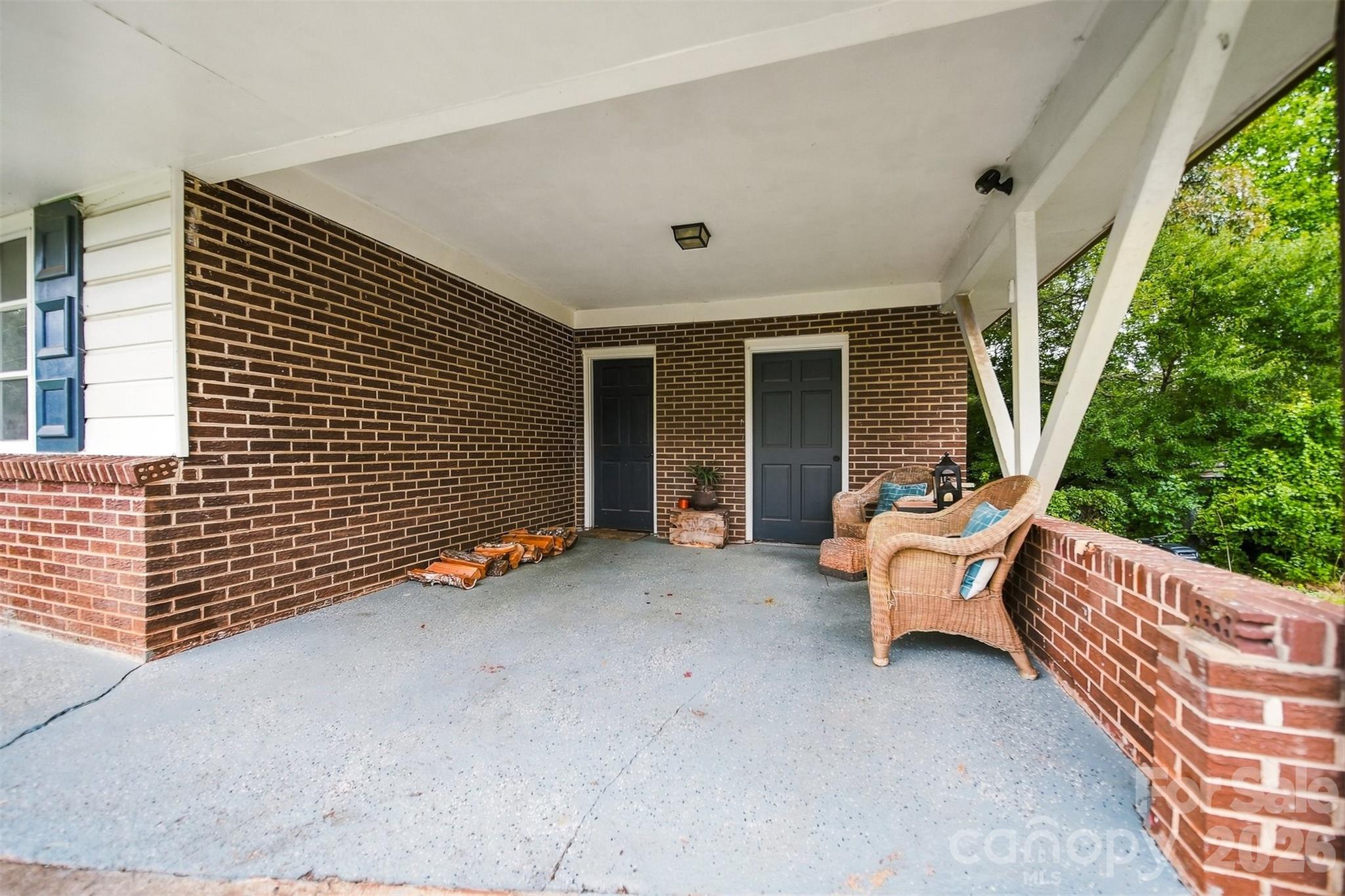 1920 30th Street NE — Hickory