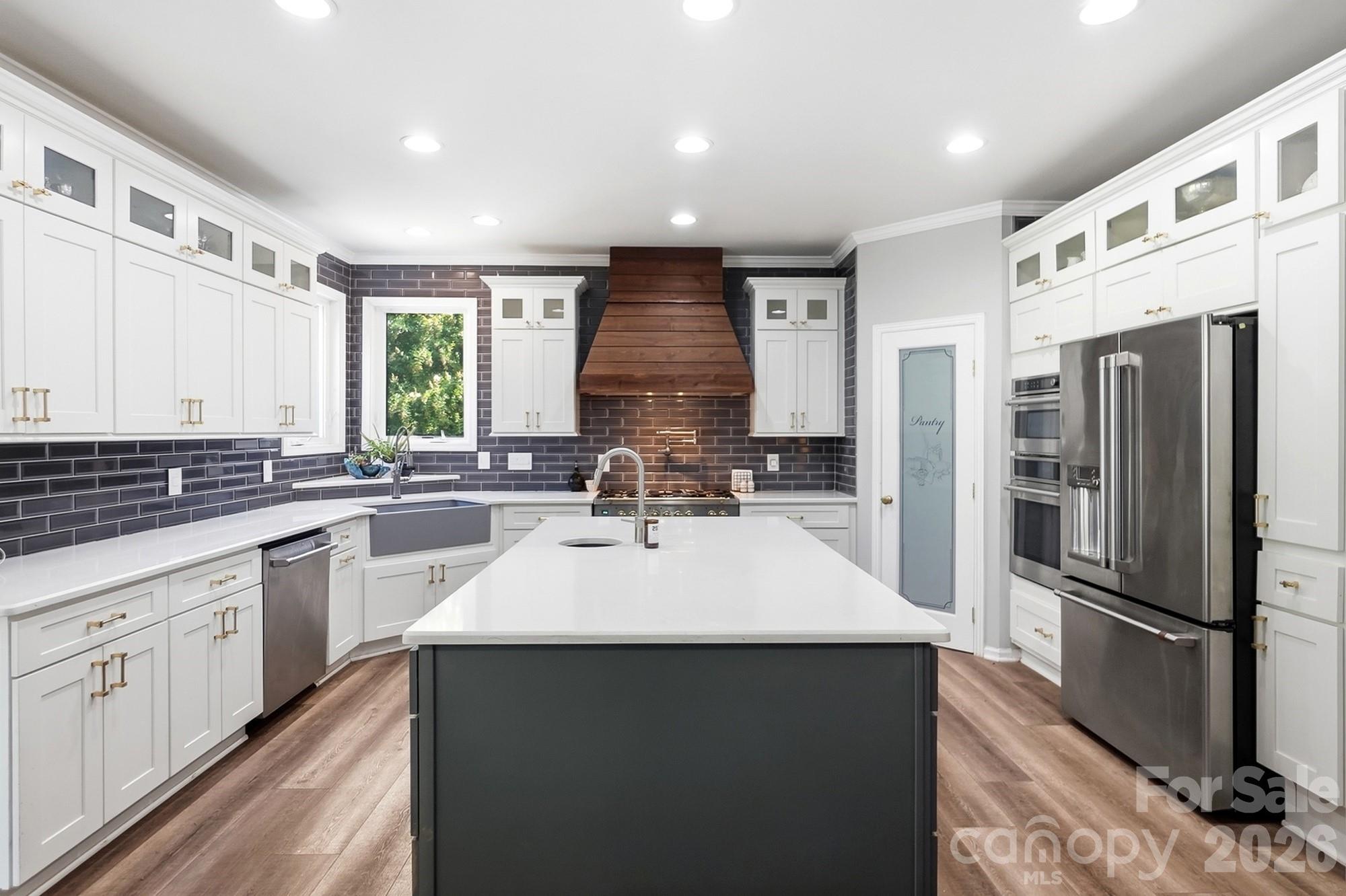 638 Reliance Court — Tega Cay