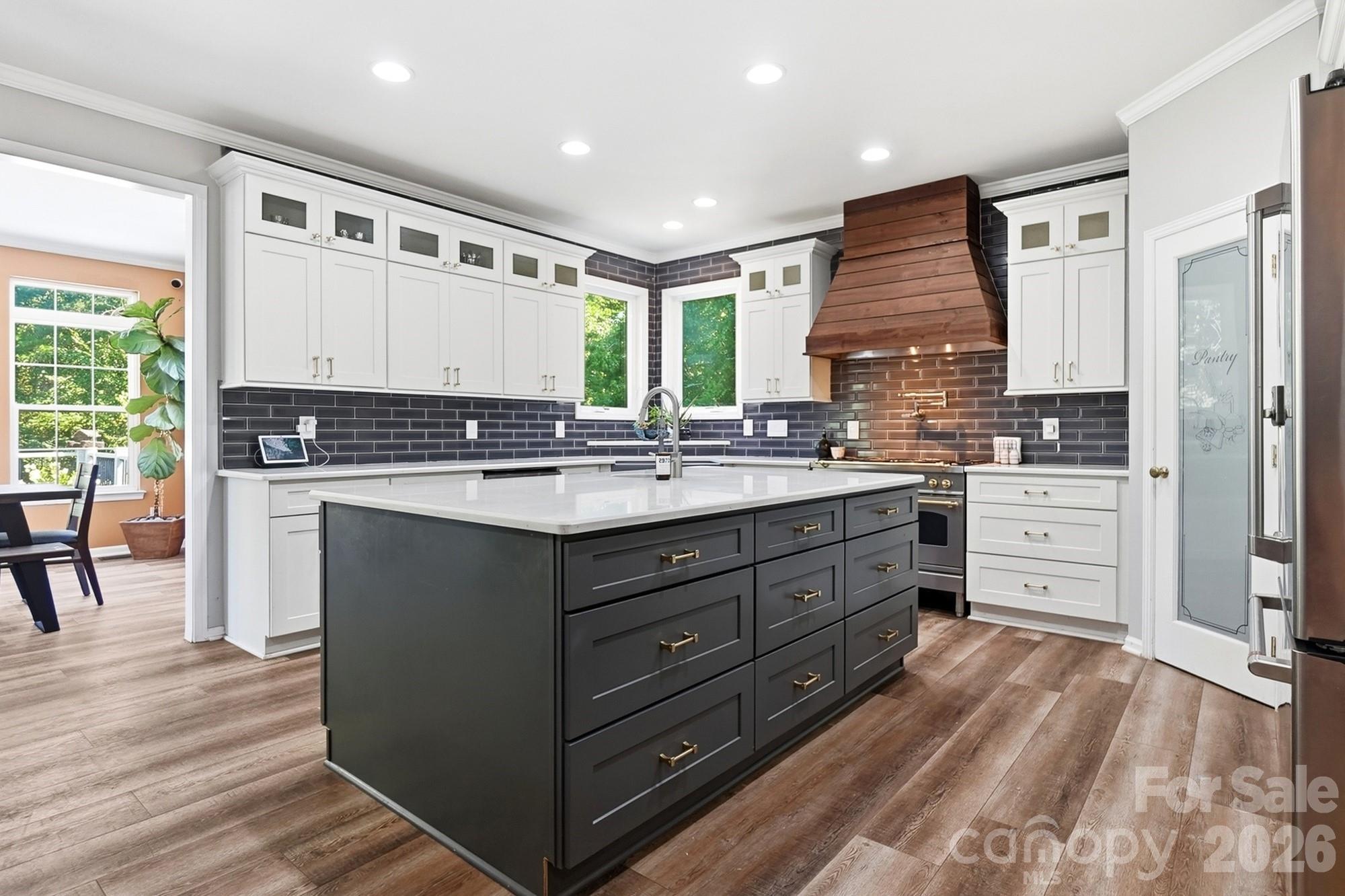 638 Reliance Court — Tega Cay