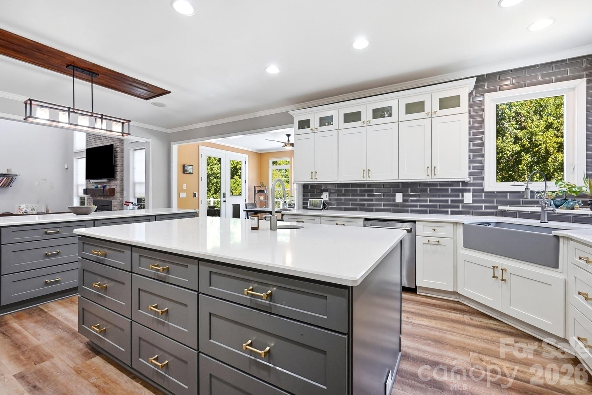 638 Reliance Court — Tega Cay
