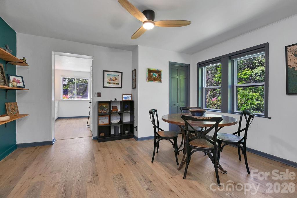 354 King Road — Pisgah Forest