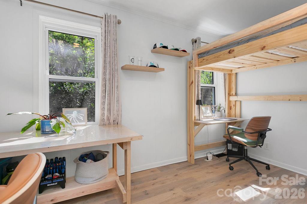 354 King Road — Pisgah Forest