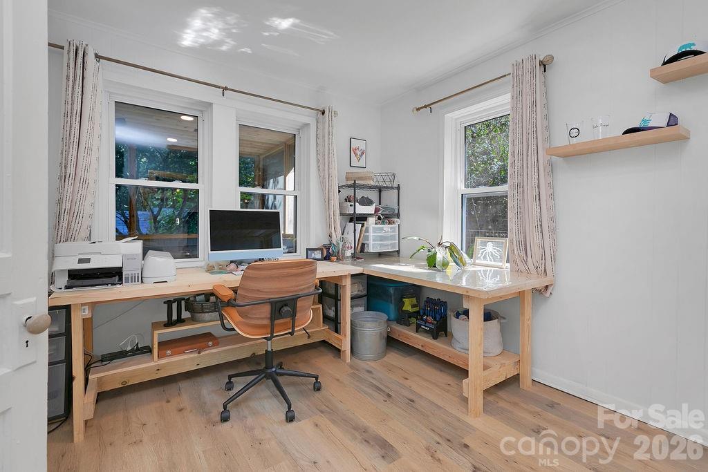 354 King Road — Pisgah Forest