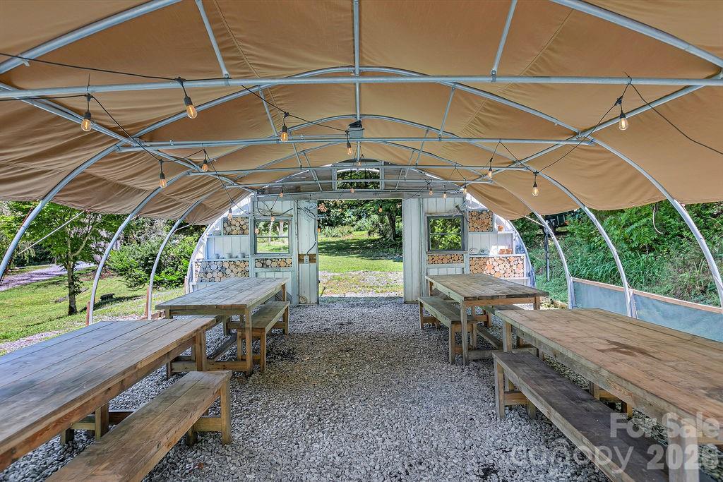 354 King Road — Pisgah Forest