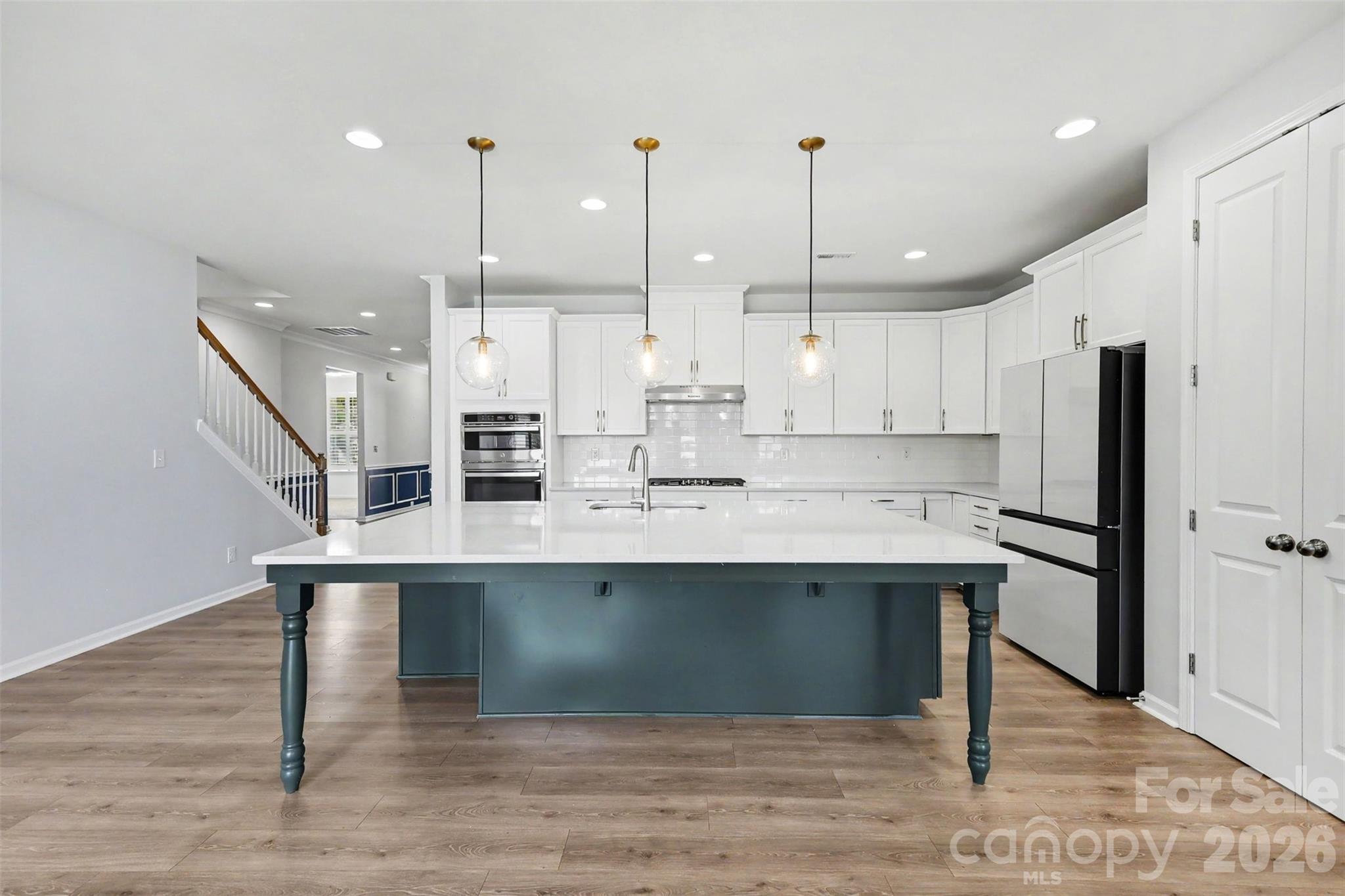 8017 Creek Park Drive — Denver