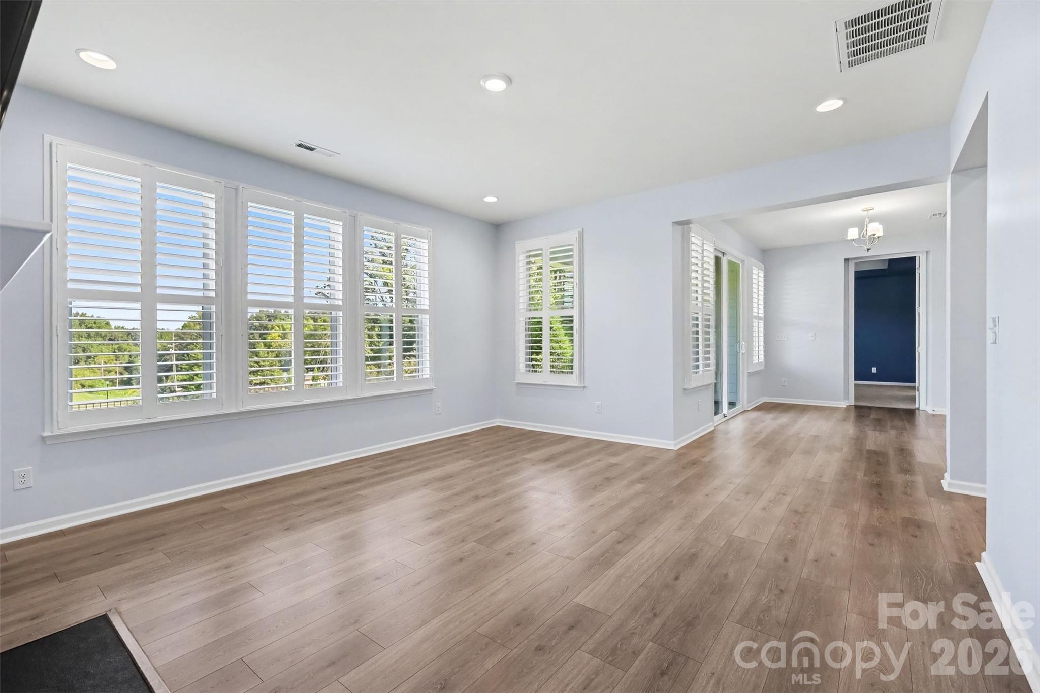 8017 Creek Park Drive — Denver