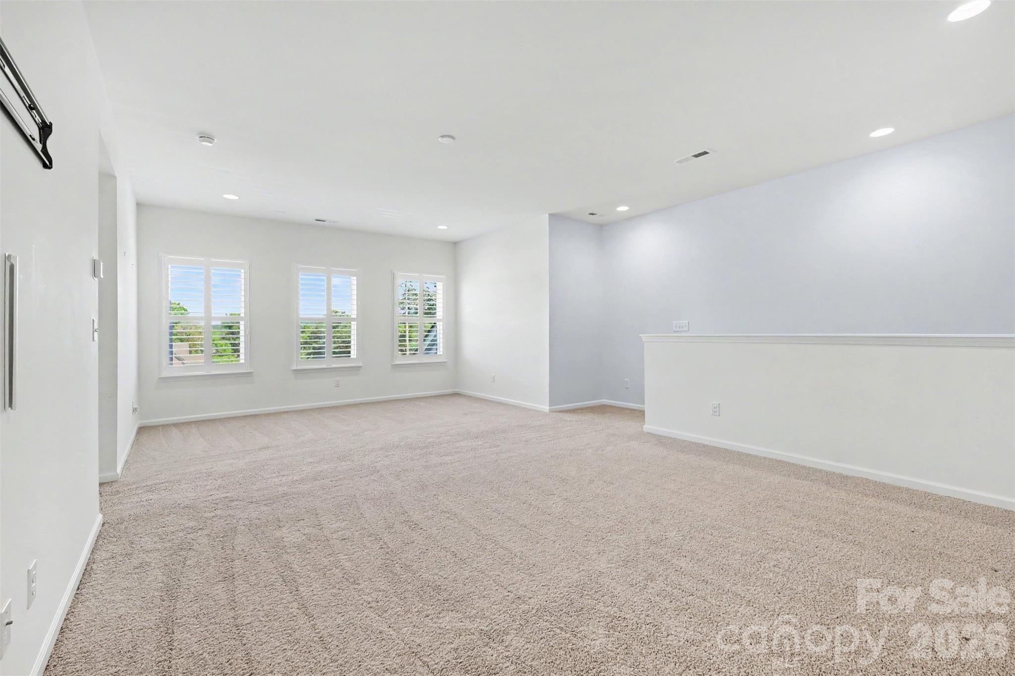 8017 Creek Park Drive — Denver
