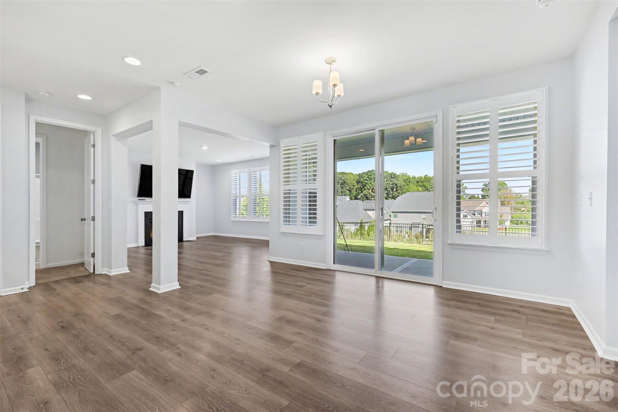 8017 Creek Park Drive — Denver