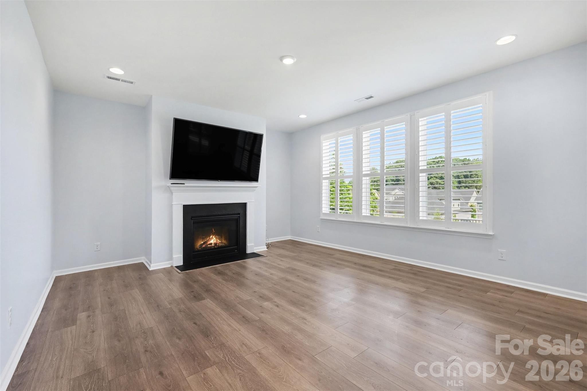 8017 Creek Park Drive — Denver