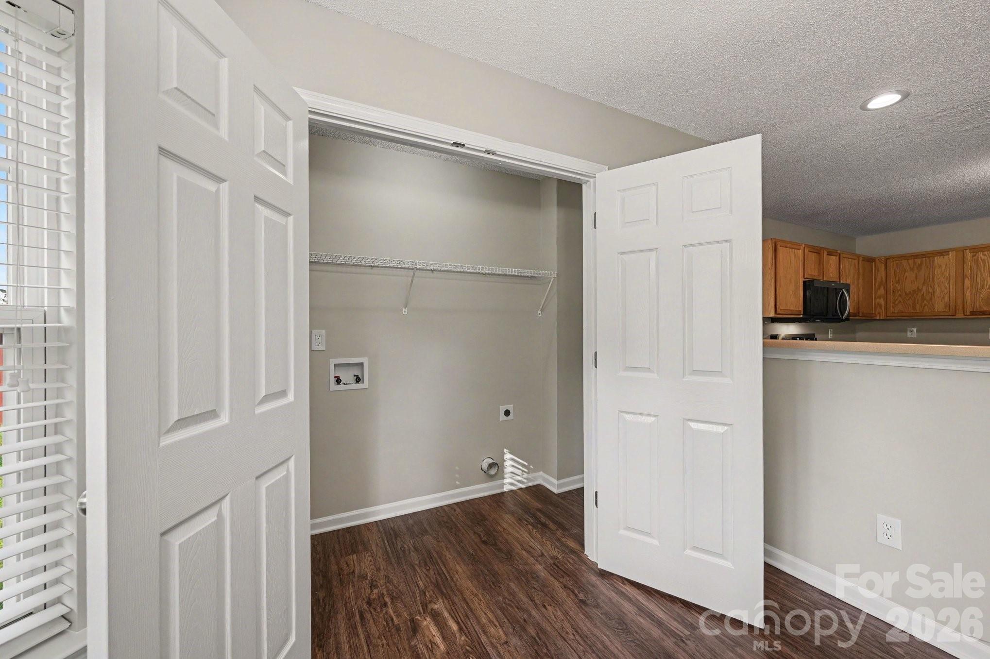 11008 Padderborn Court — Charlotte