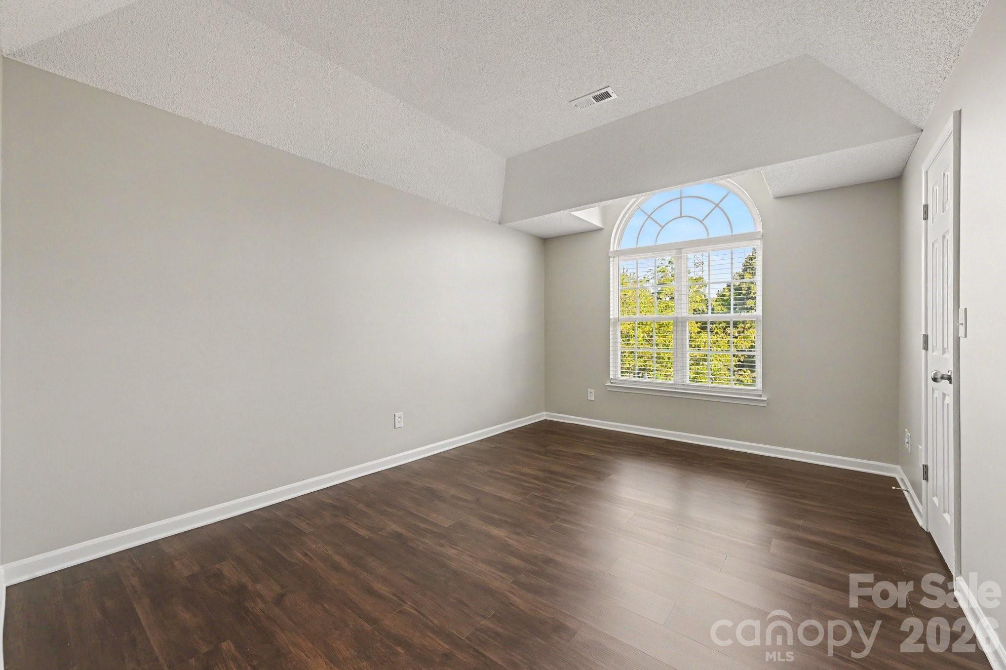 11008 Padderborn Court — Charlotte