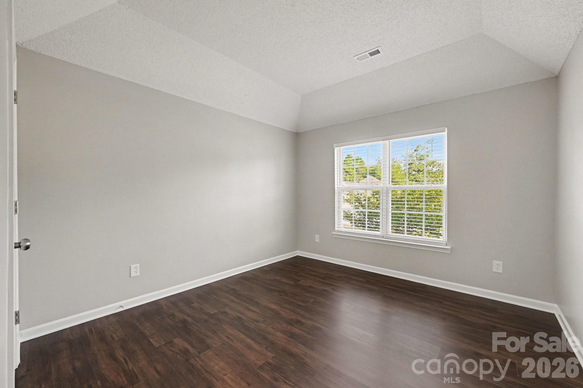 11008 Padderborn Court — Charlotte