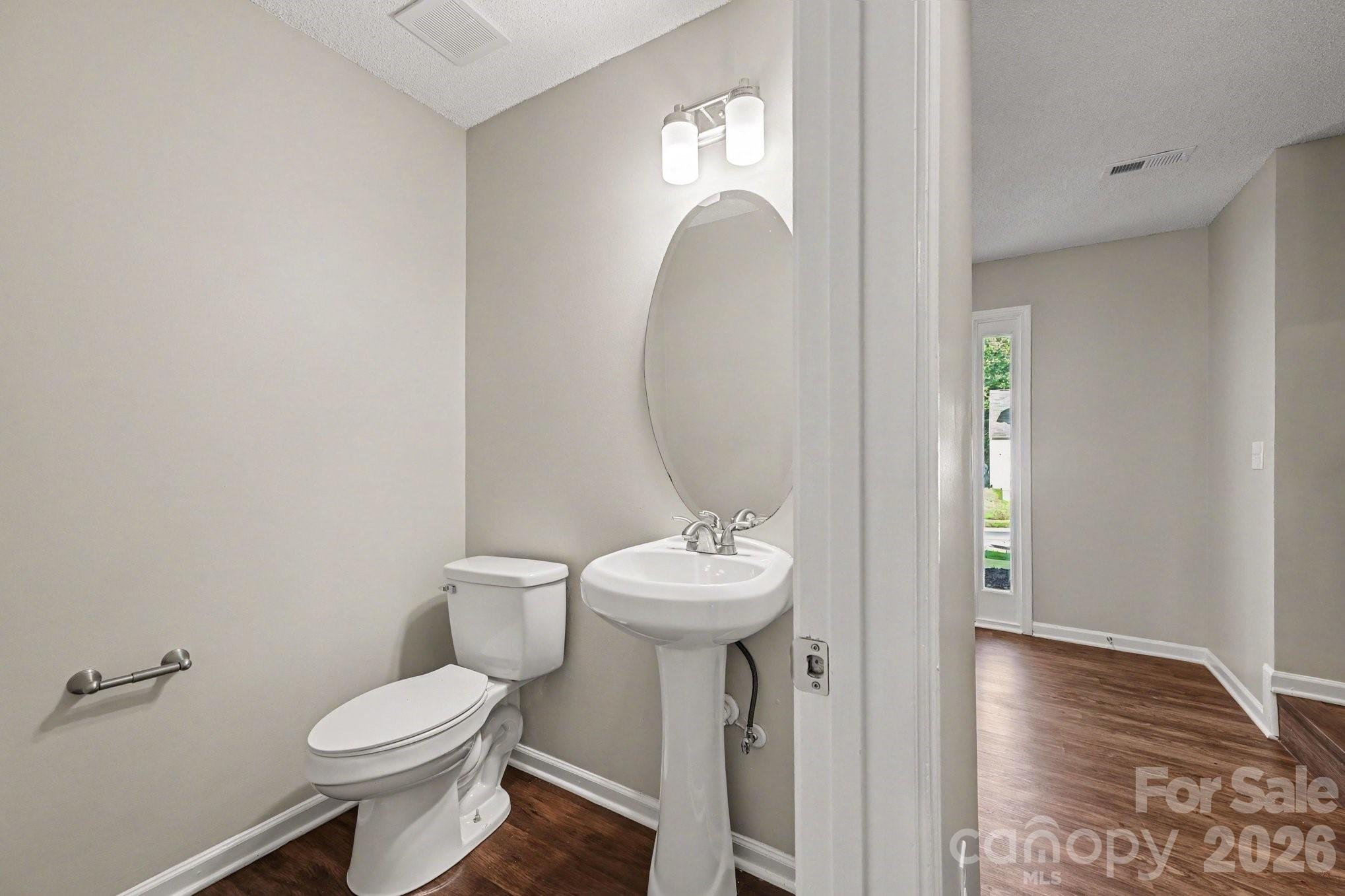 11008 Padderborn Court — Charlotte