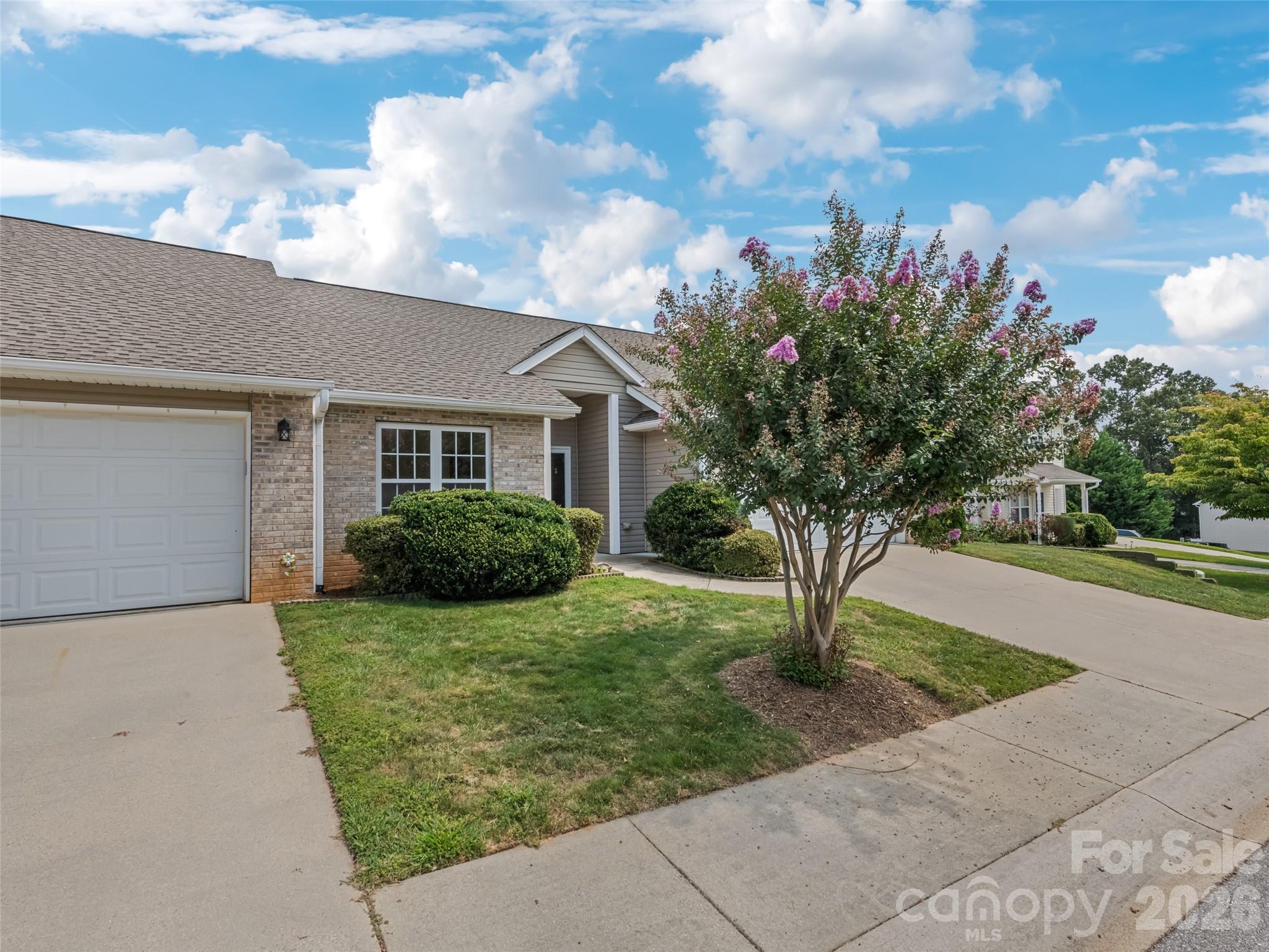 156 Chesire Way — Fletcher