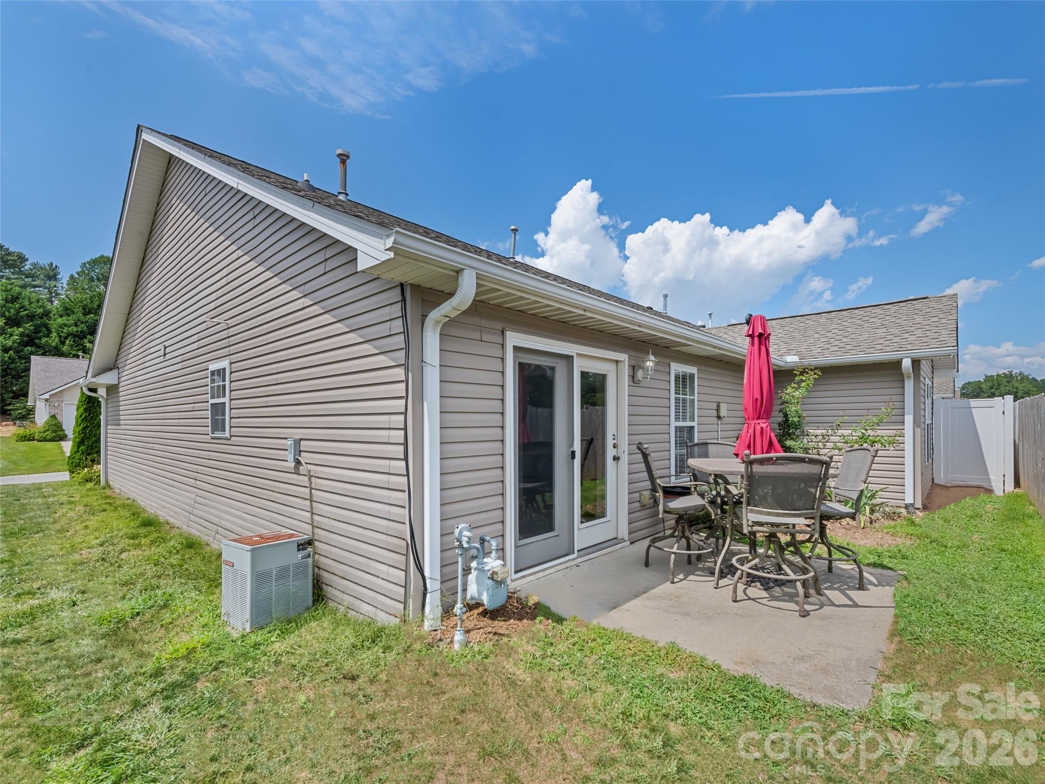 156 Chesire Way — Fletcher