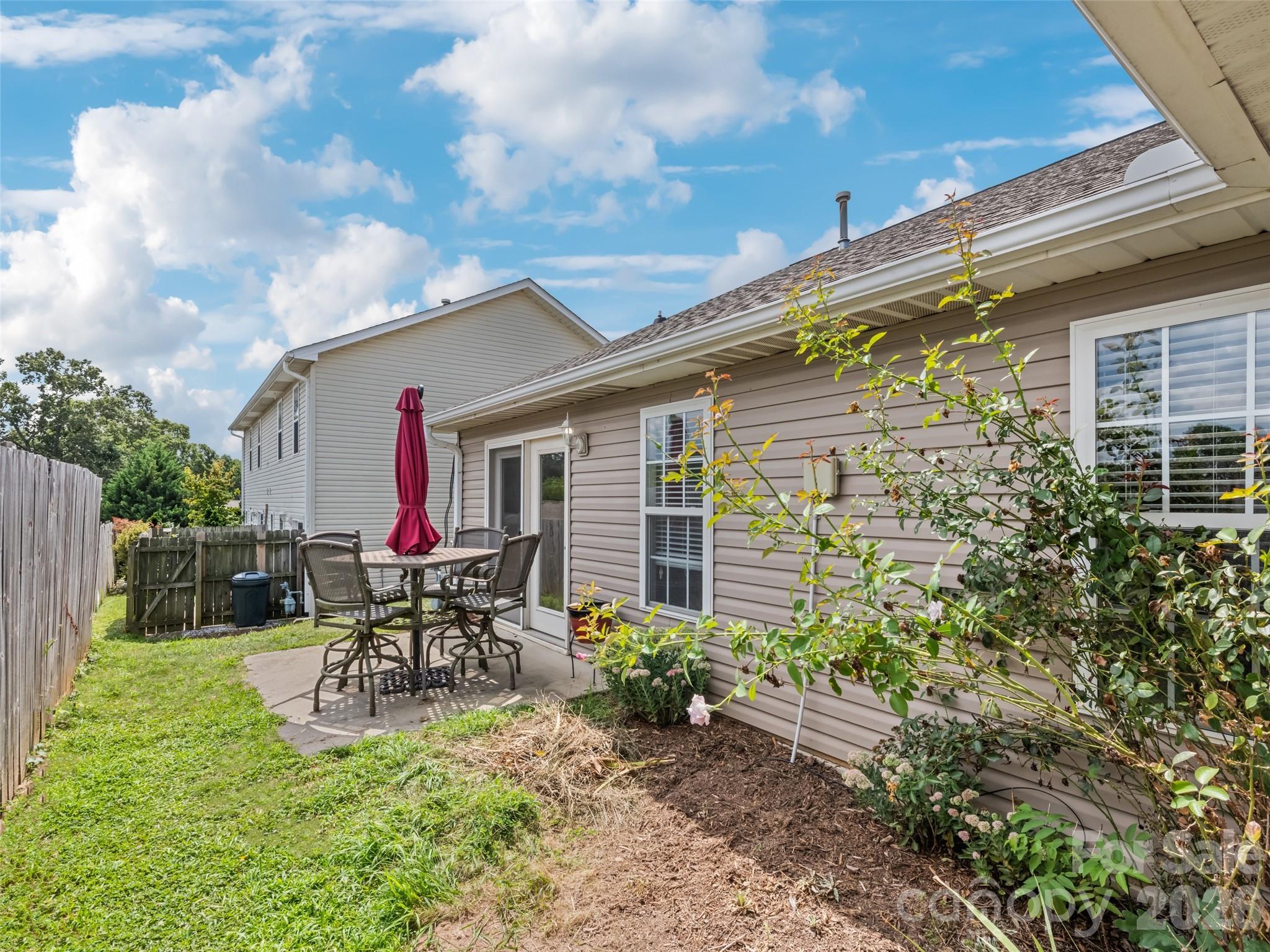 156 Chesire Way — Fletcher