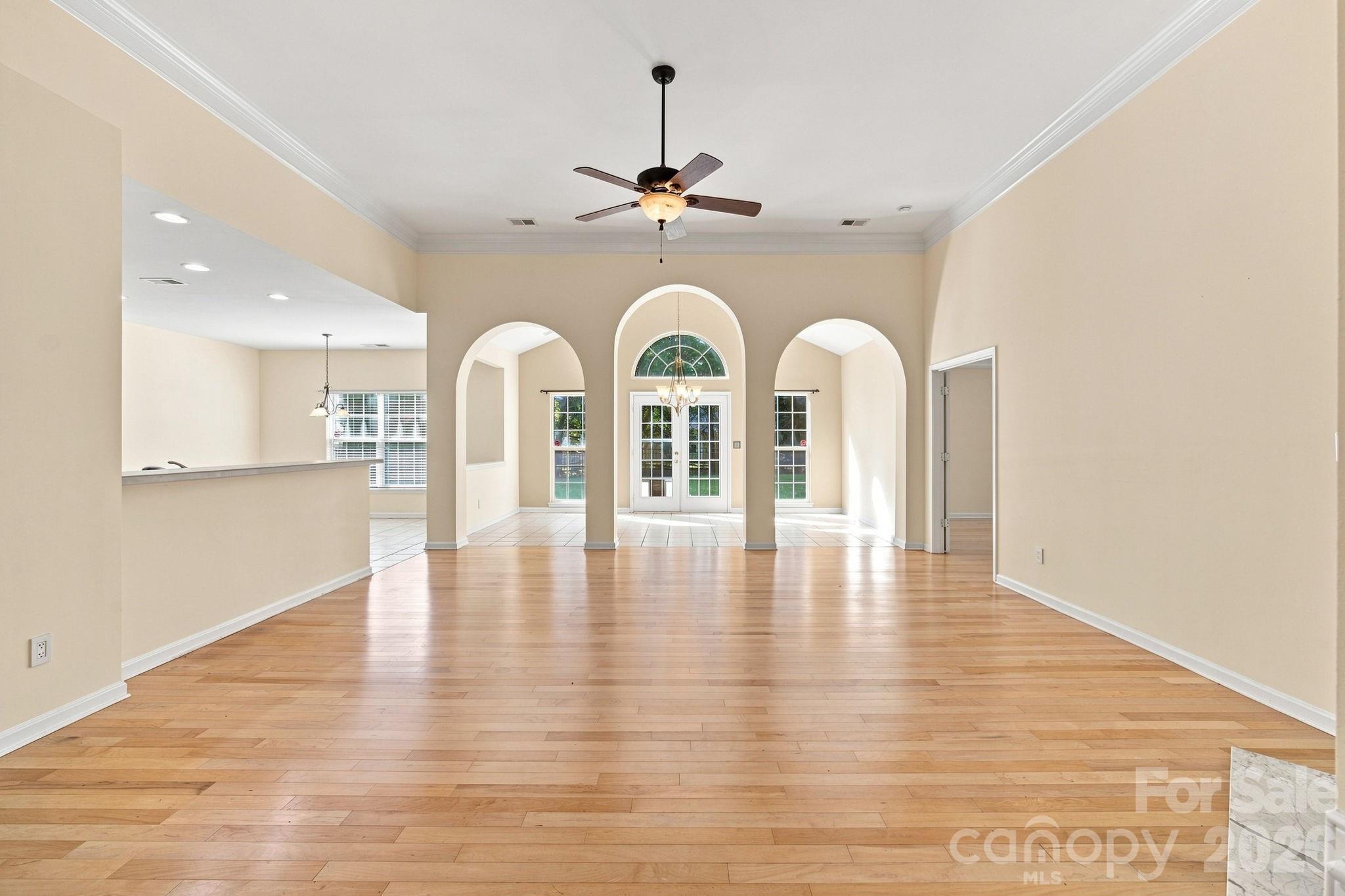 12602 Kemerton Lane — Huntersville