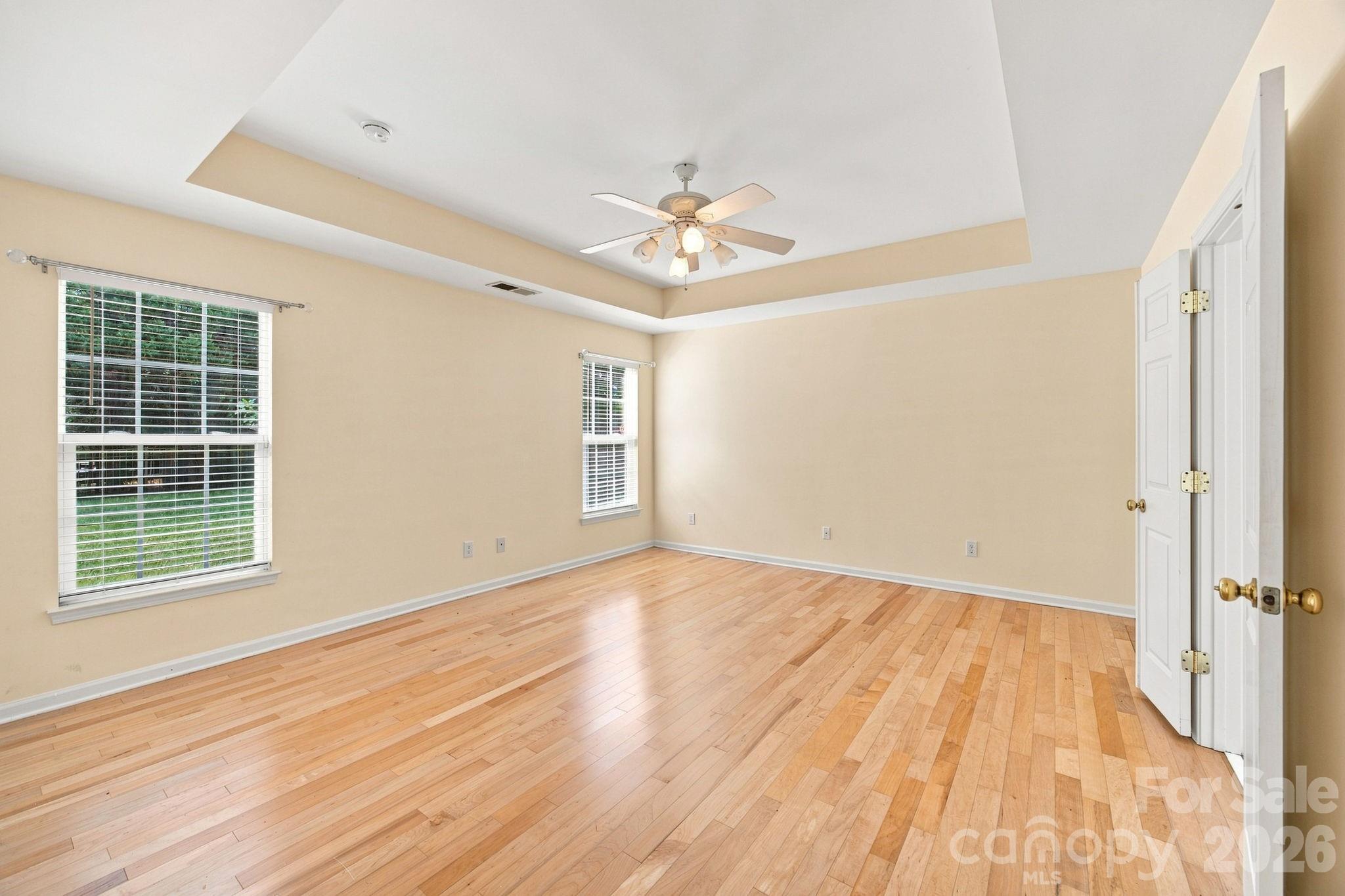 12602 Kemerton Lane — Huntersville