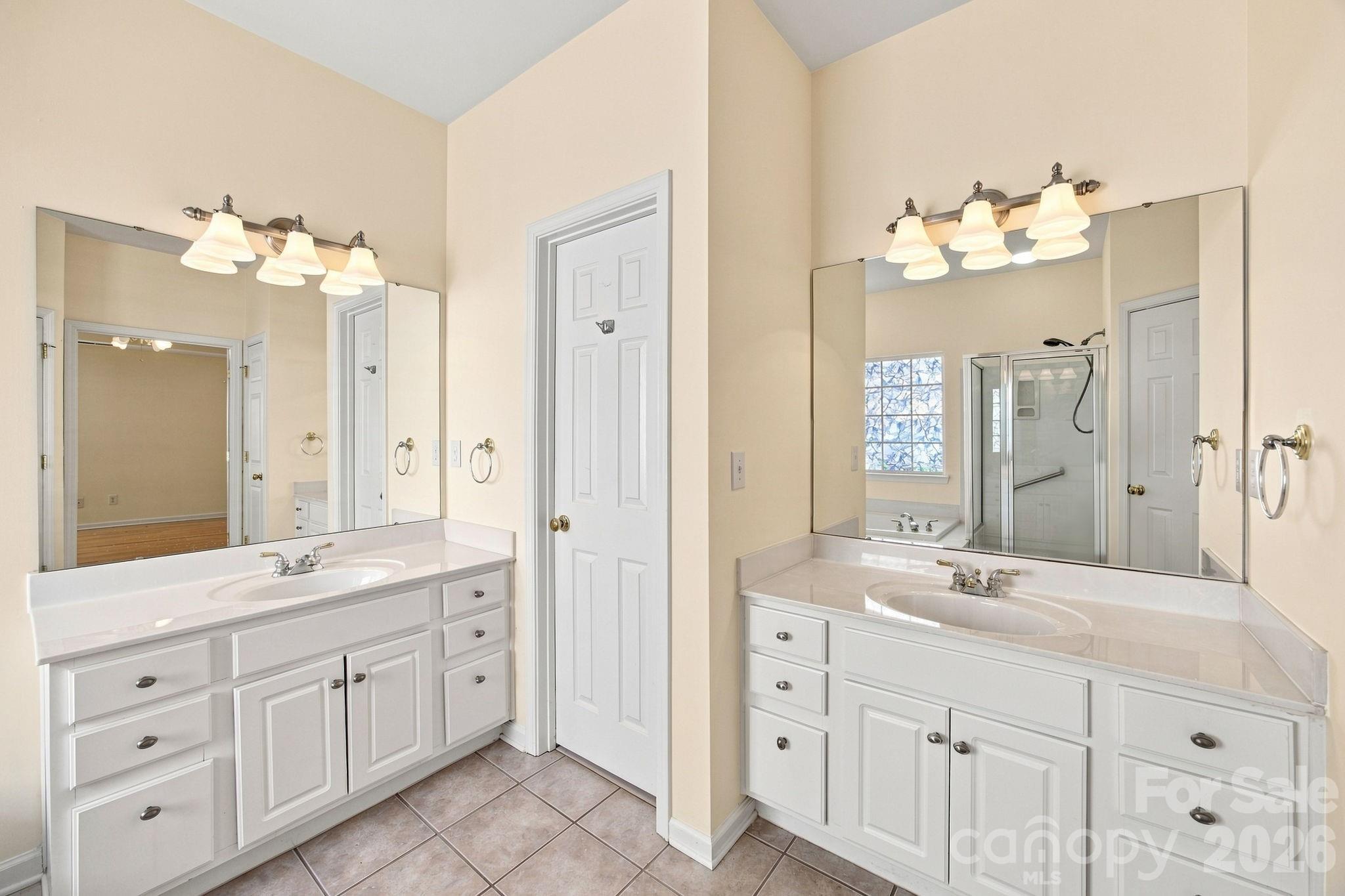 12602 Kemerton Lane — Huntersville