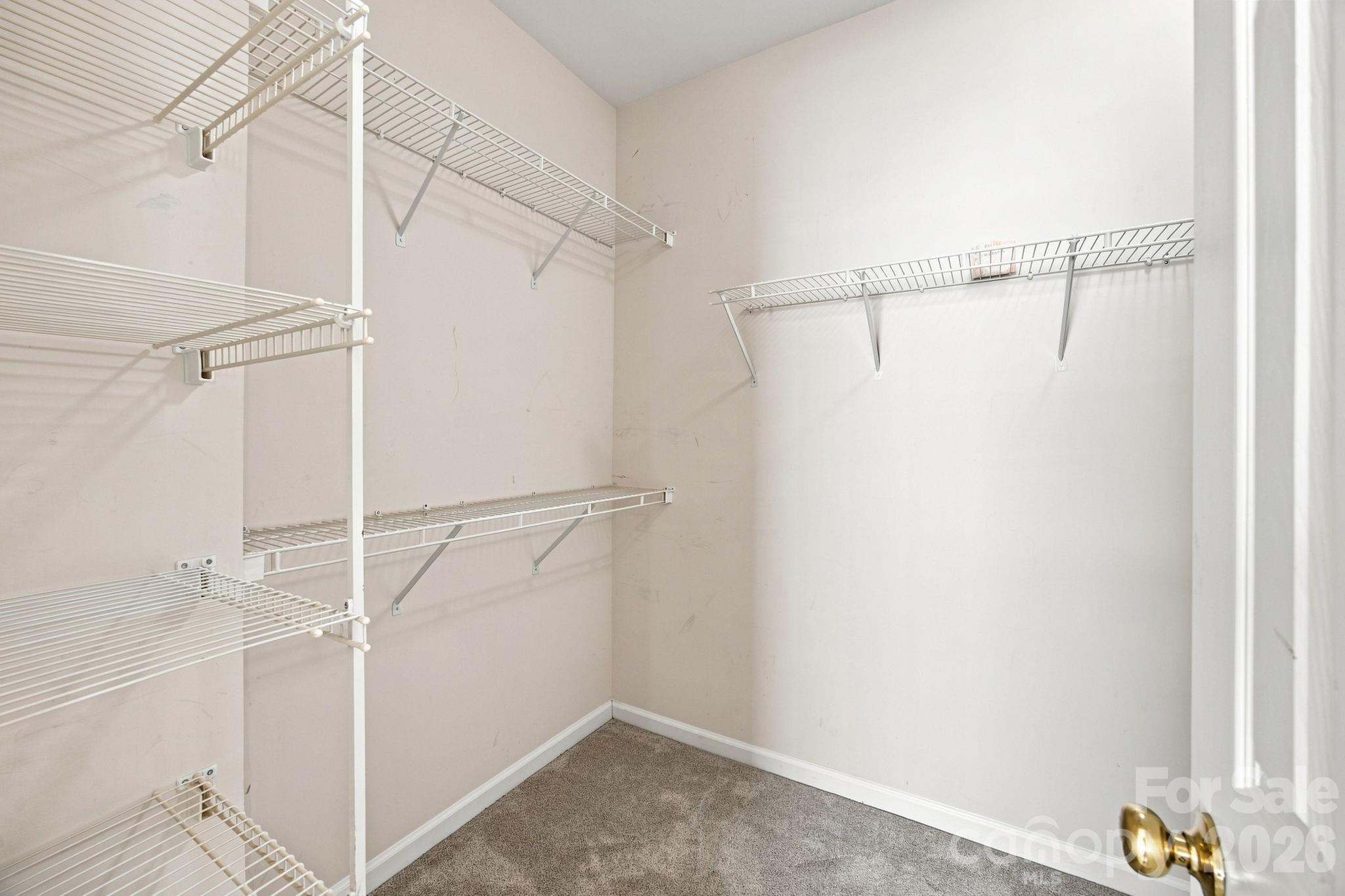 12602 Kemerton Lane — Huntersville