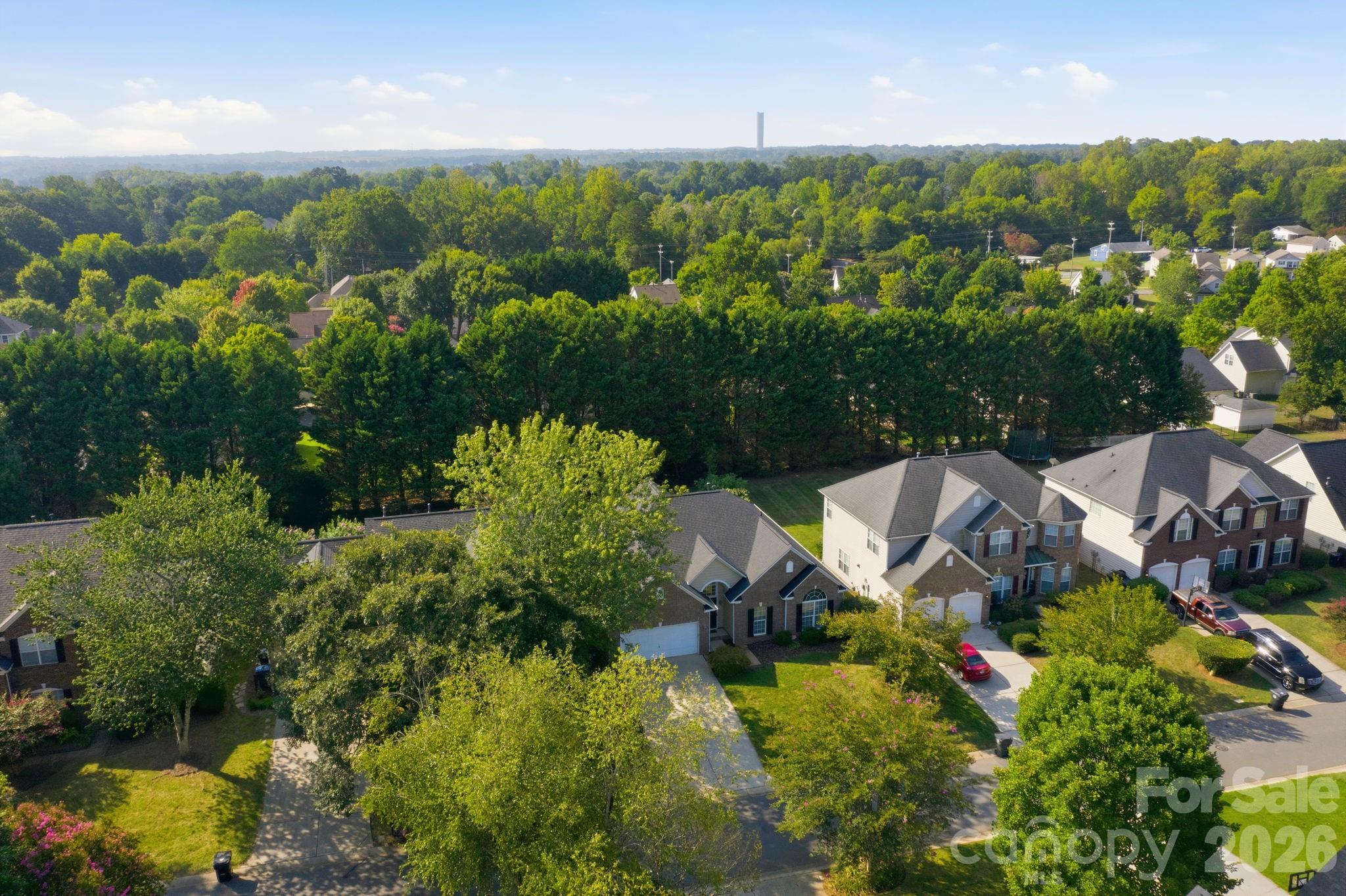 12602 Kemerton Lane — Huntersville