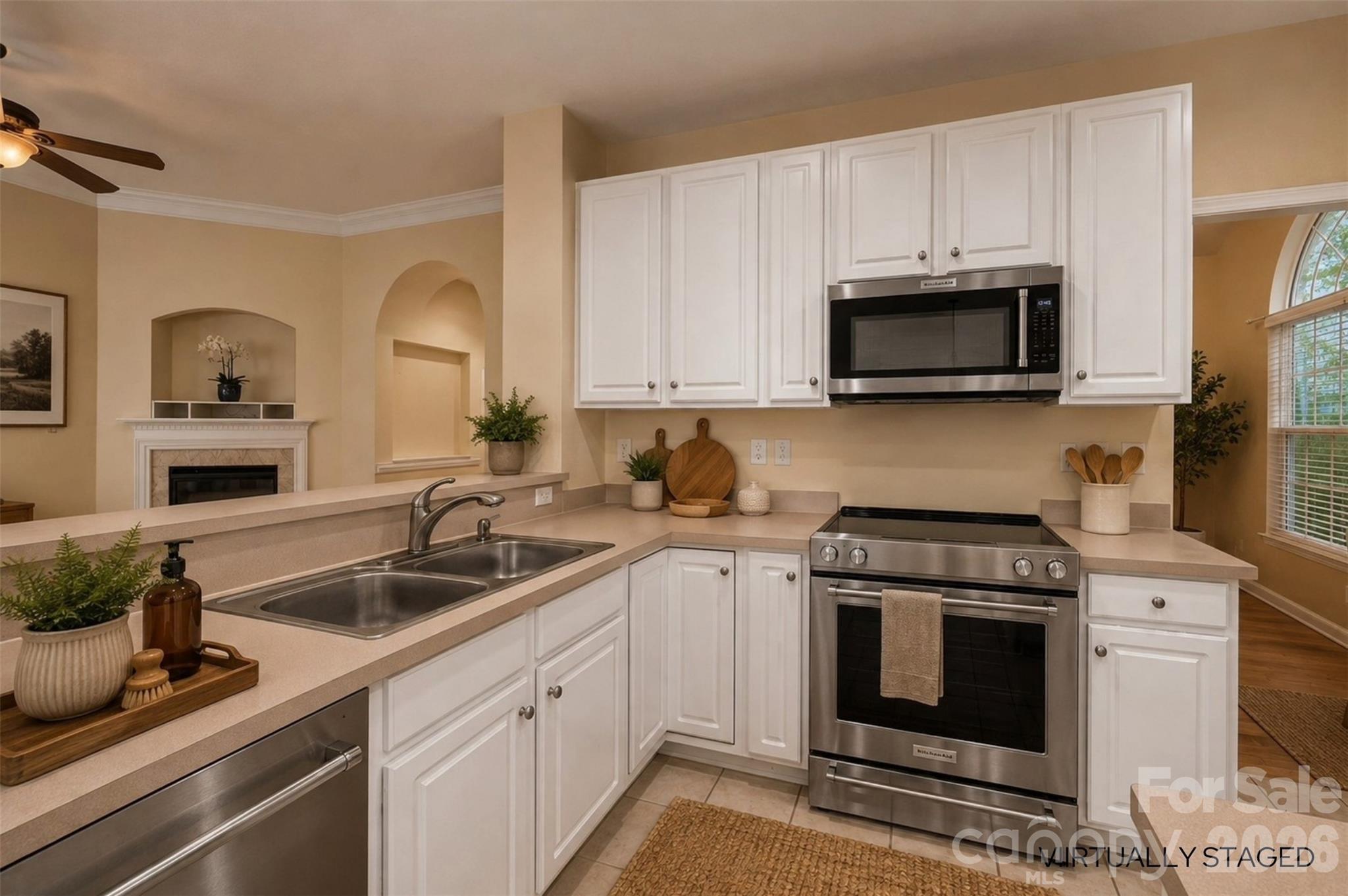 12602 Kemerton Lane — Huntersville