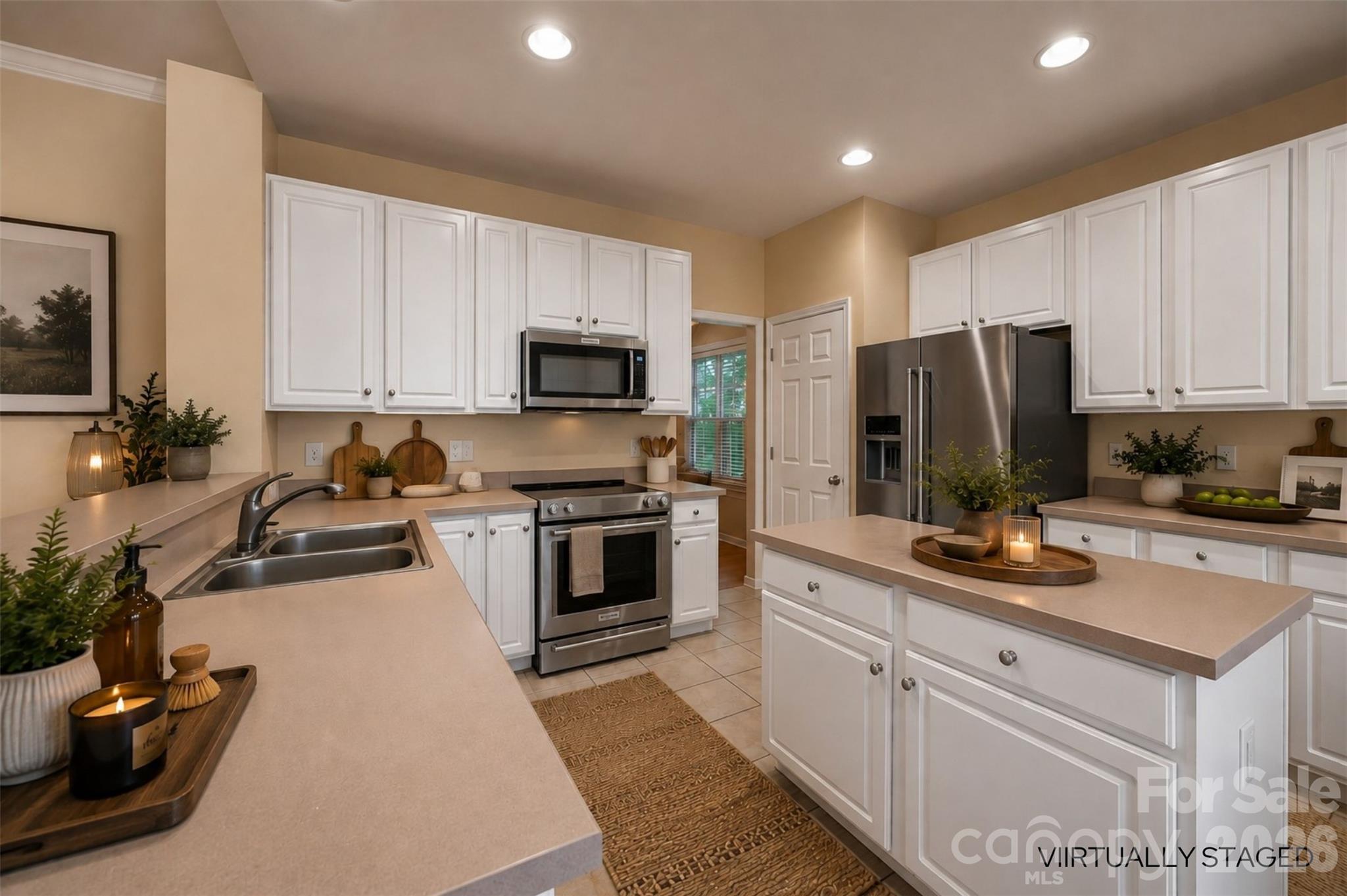12602 Kemerton Lane — Huntersville