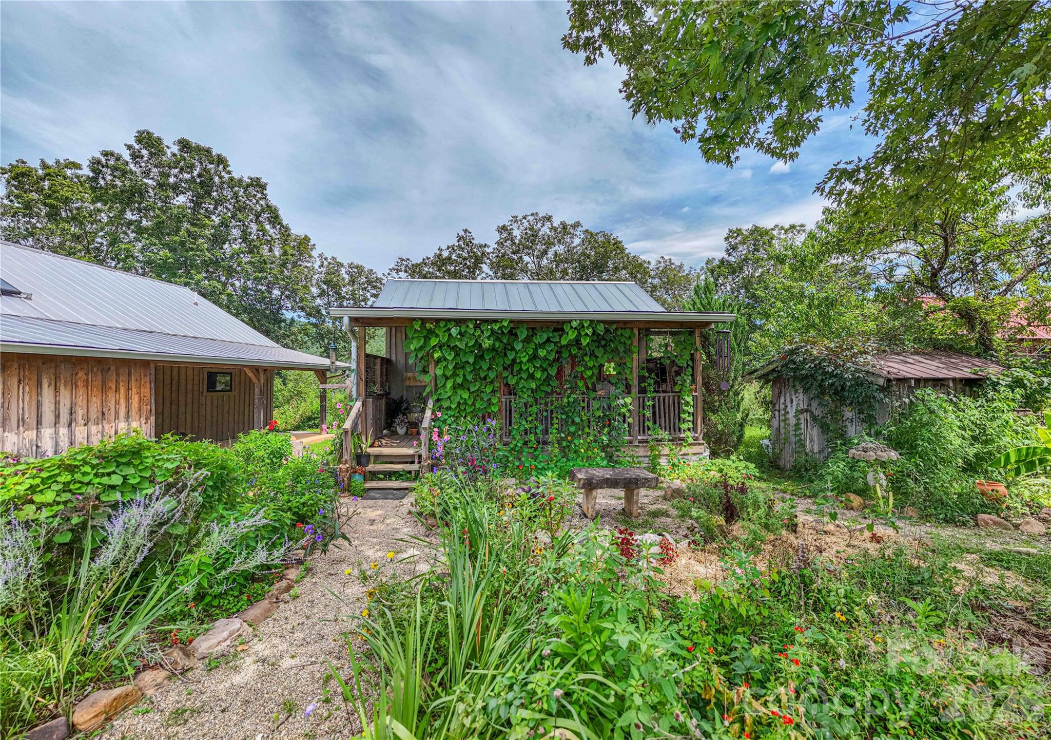 1295 Paint Rock Road — Hot Springs