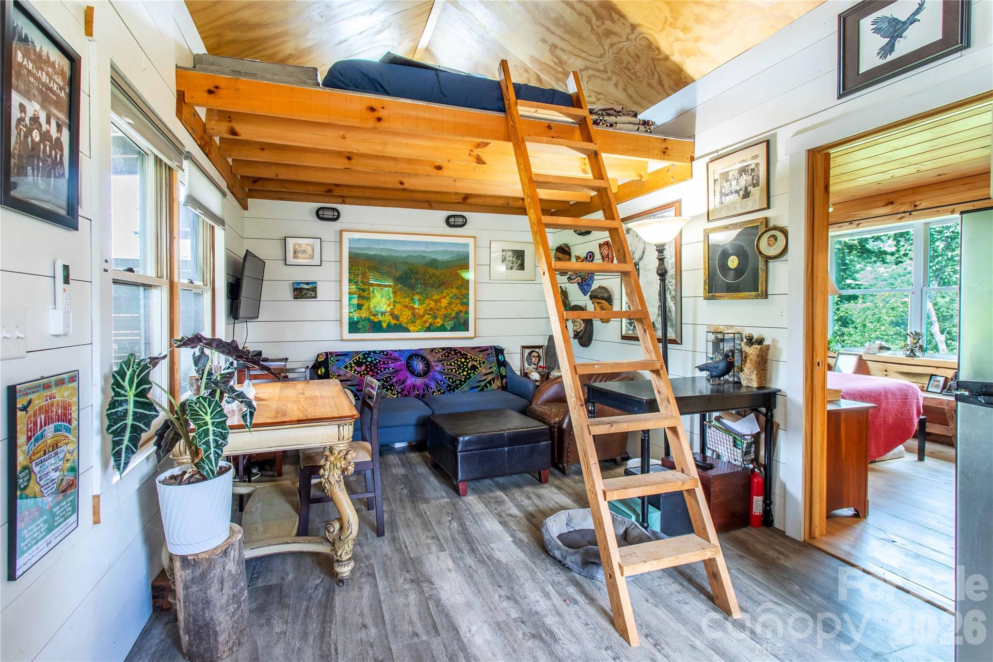 1295 Paint Rock Road — Hot Springs