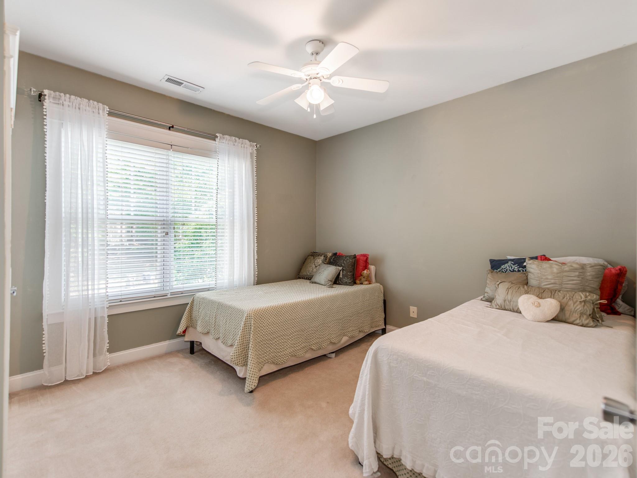 16415 Kelly Park Circle — Huntersville