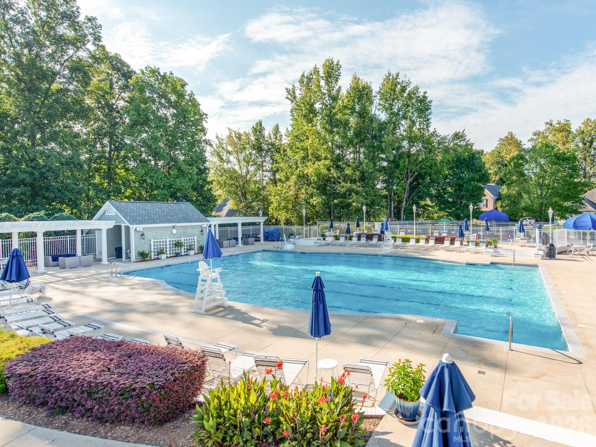 16415 Kelly Park Circle — Huntersville