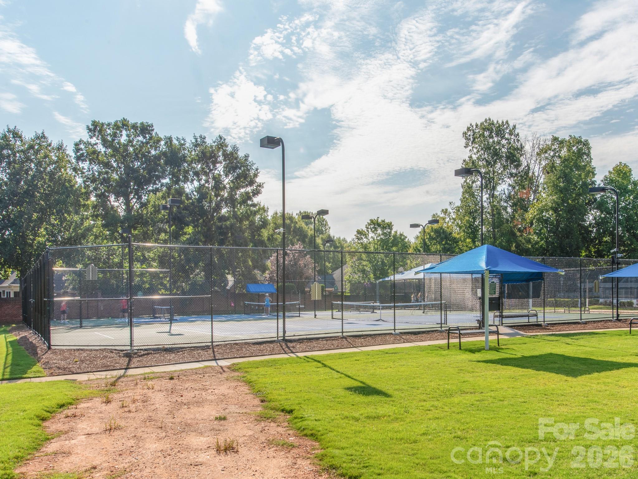 16415 Kelly Park Circle — Huntersville
