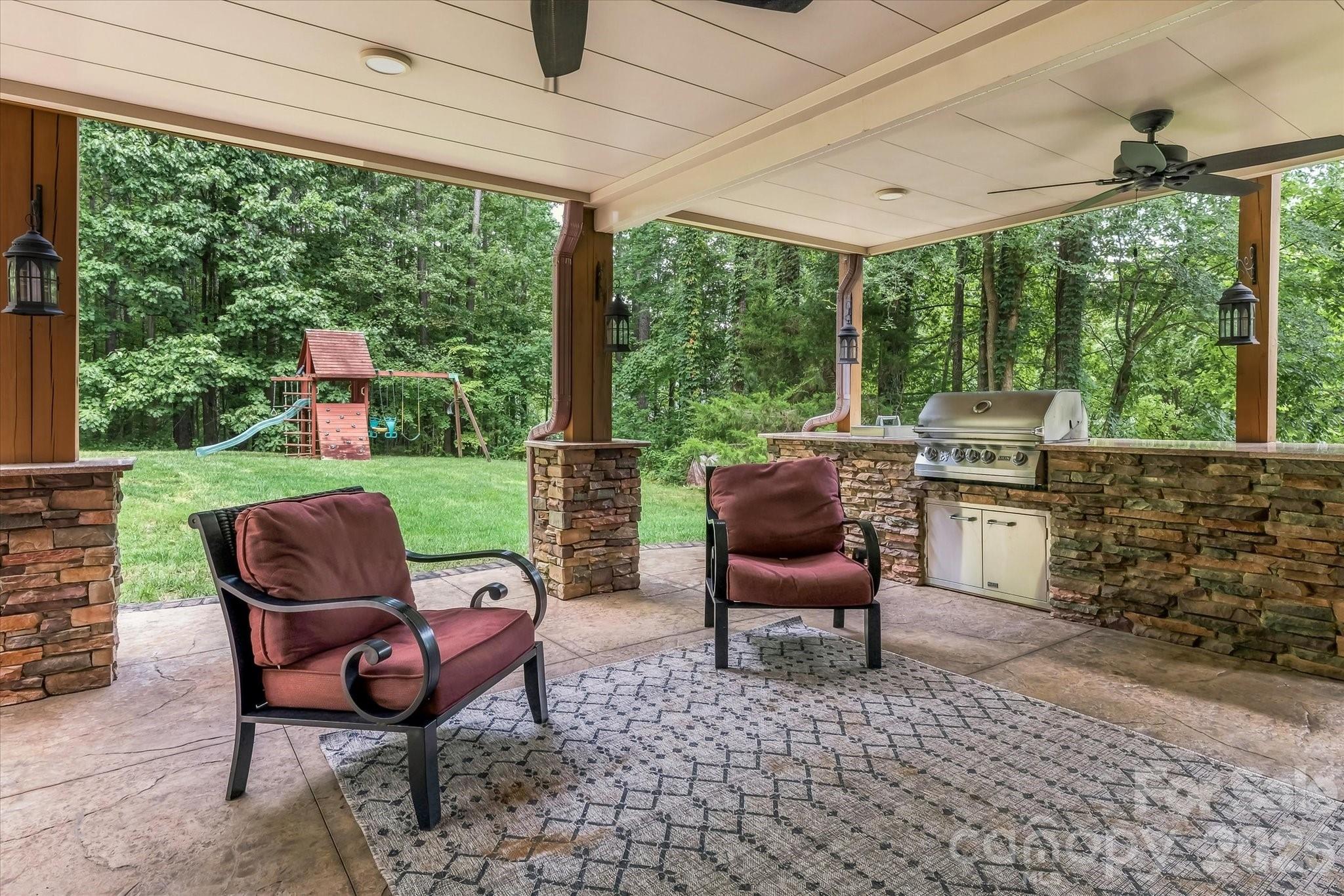 309 Stonewater Bay Lane — Mount Holly
