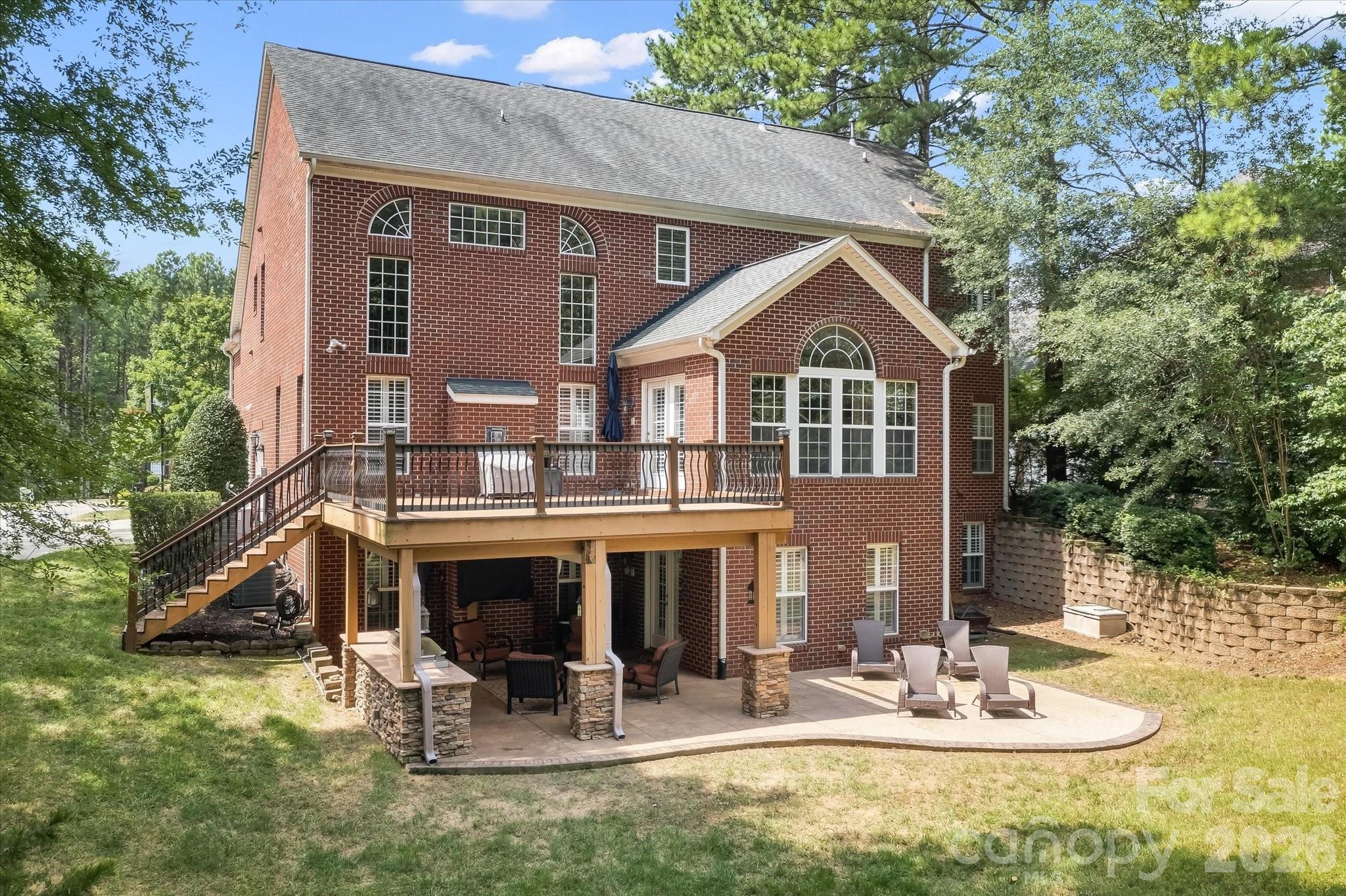 309 Stonewater Bay Lane — Mount Holly
