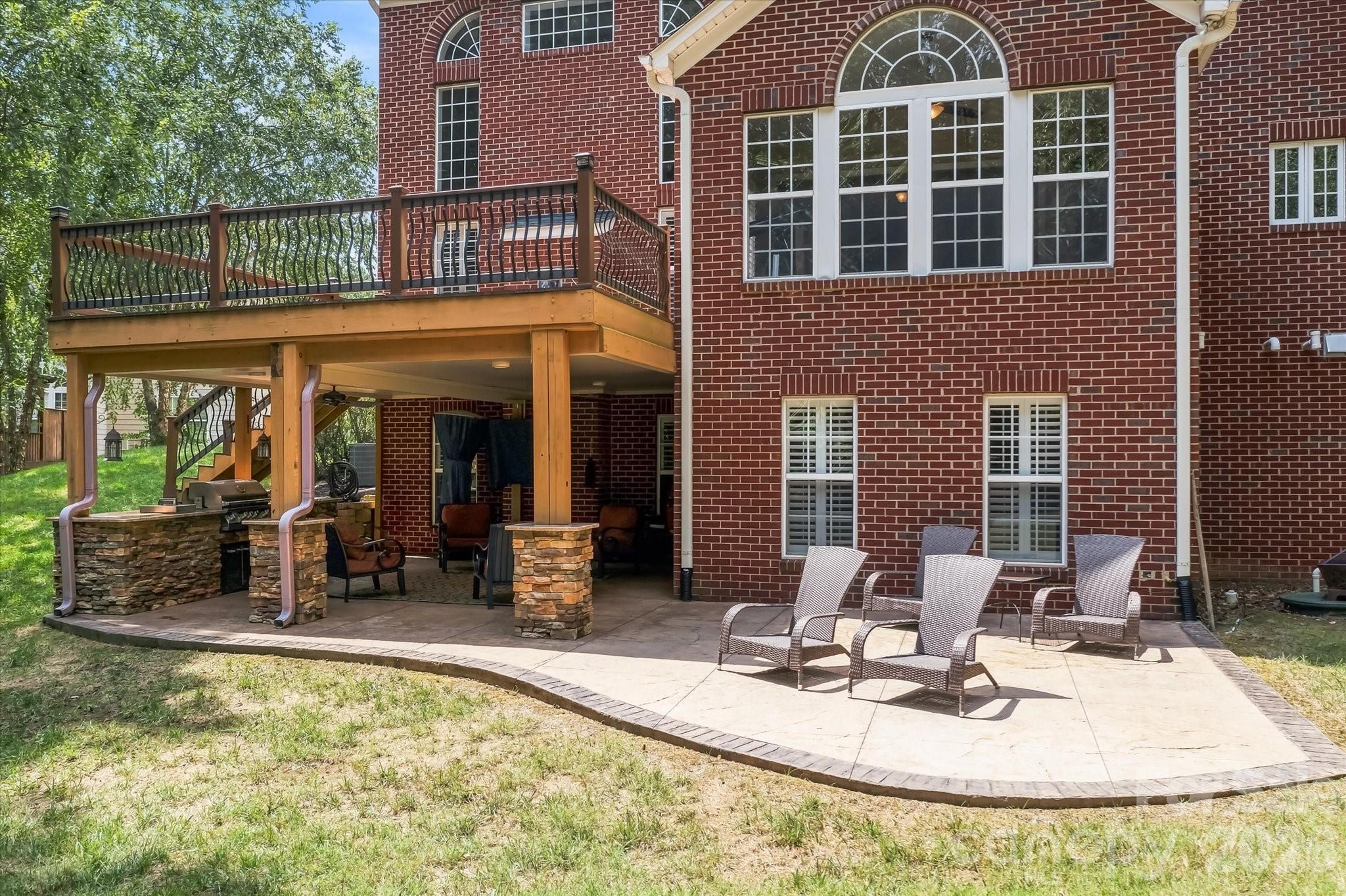 309 Stonewater Bay Lane — Mount Holly