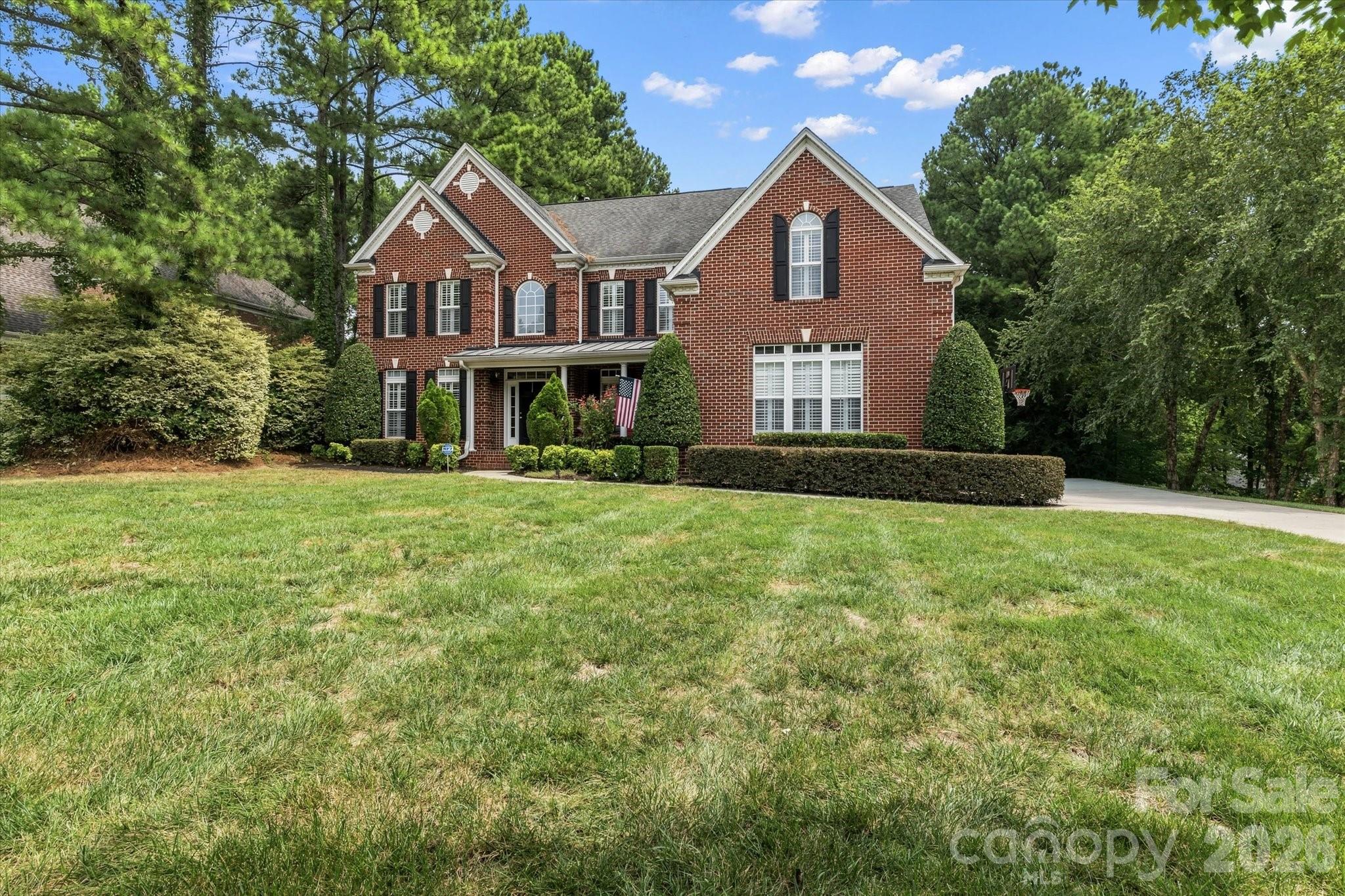 309 Stonewater Bay Lane — Mount Holly