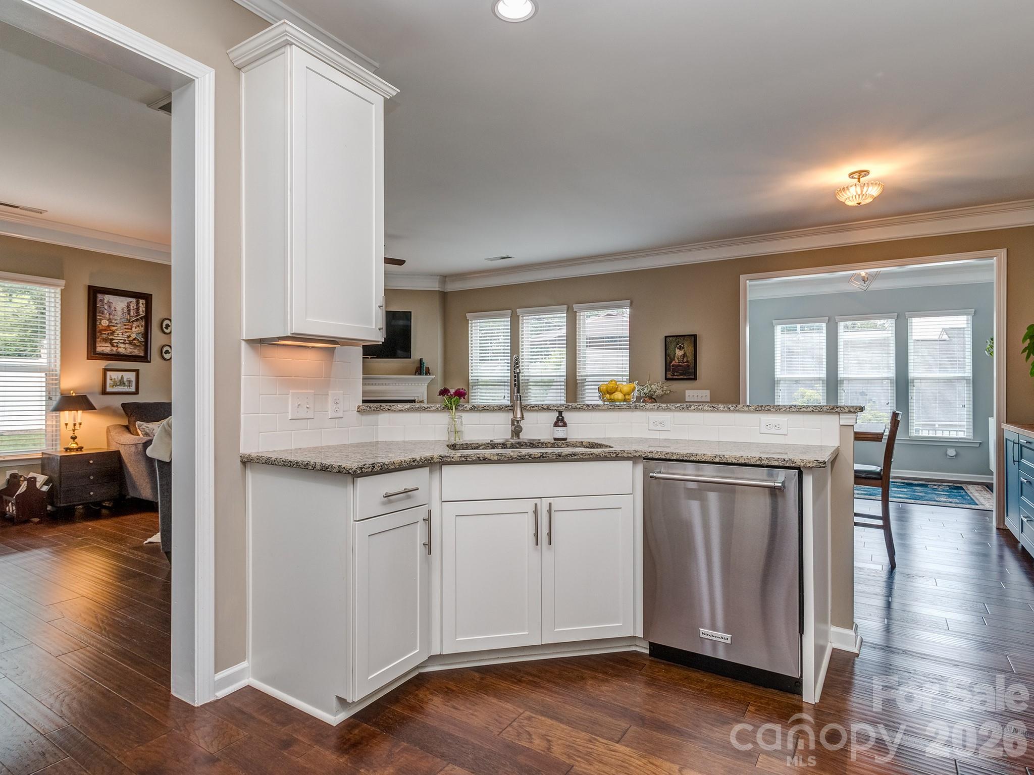 4128 Park South Station Boulevard — Charlotte