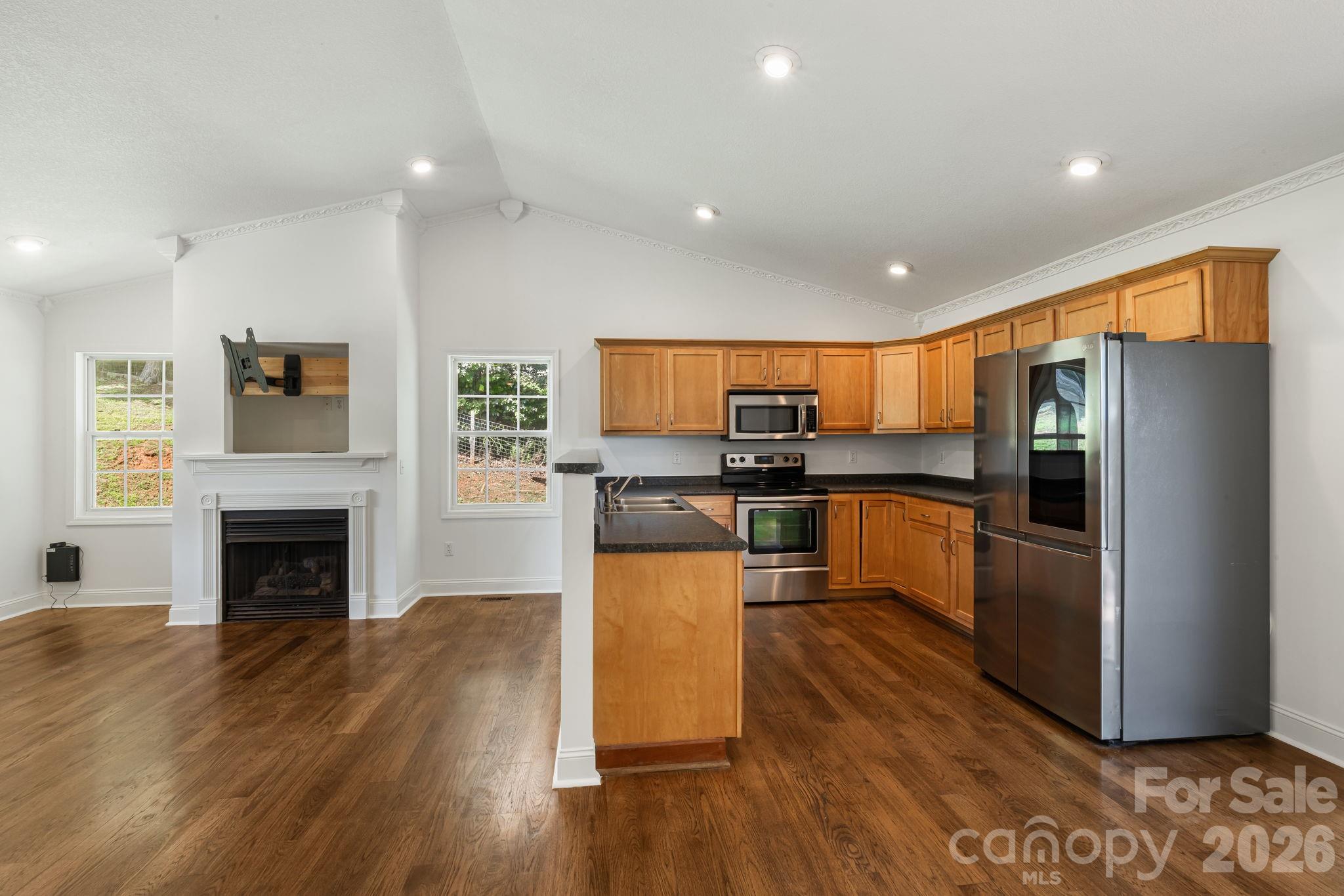 184 Scarlett Ridge Drive — Marshall