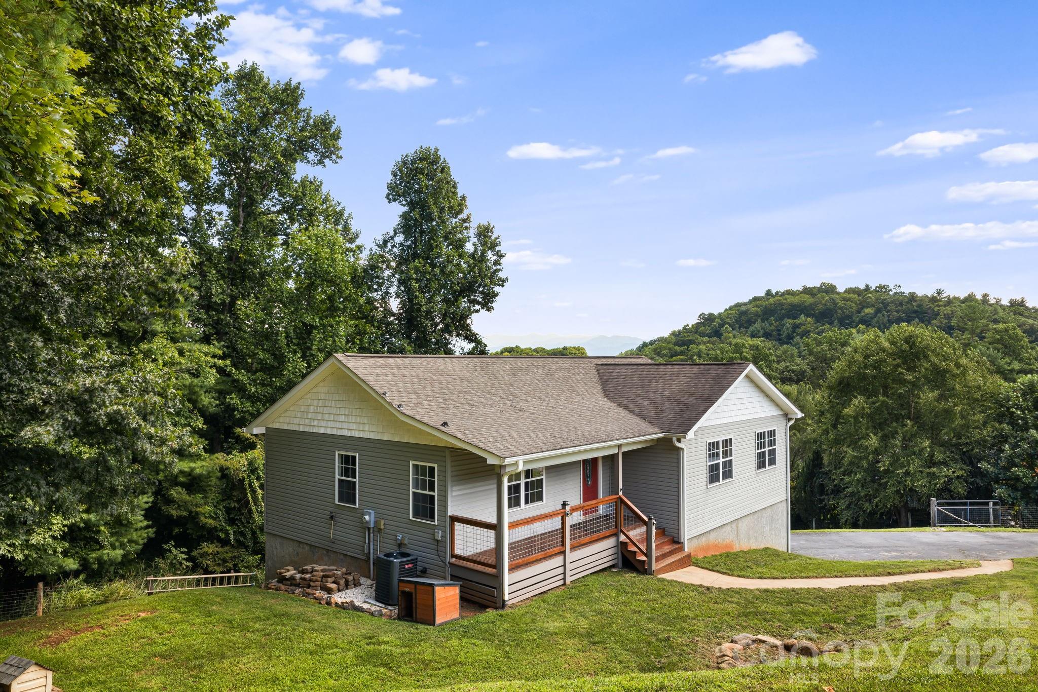 184 Scarlett Ridge Drive — Marshall