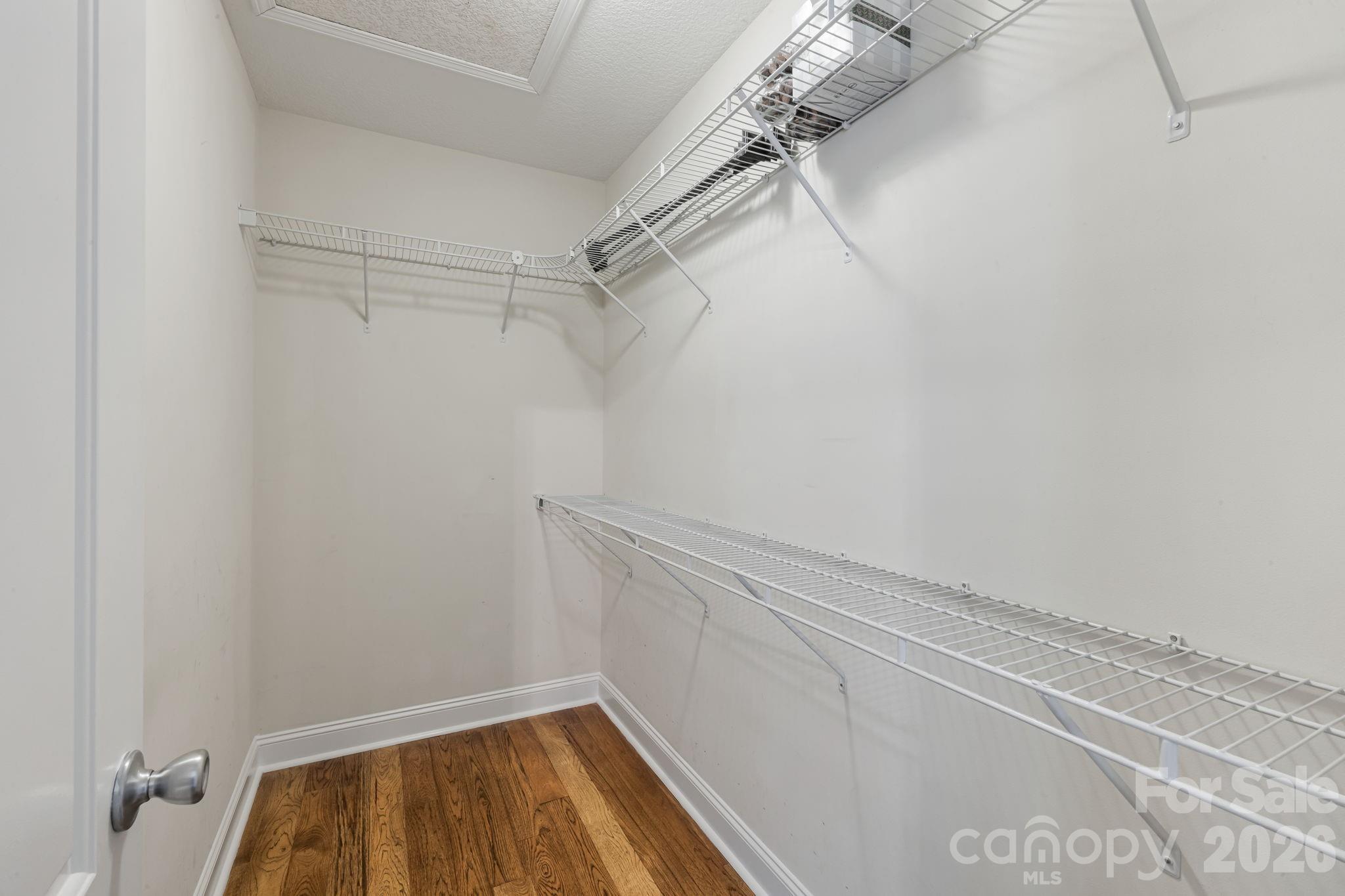 184 Scarlett Ridge Drive — Marshall