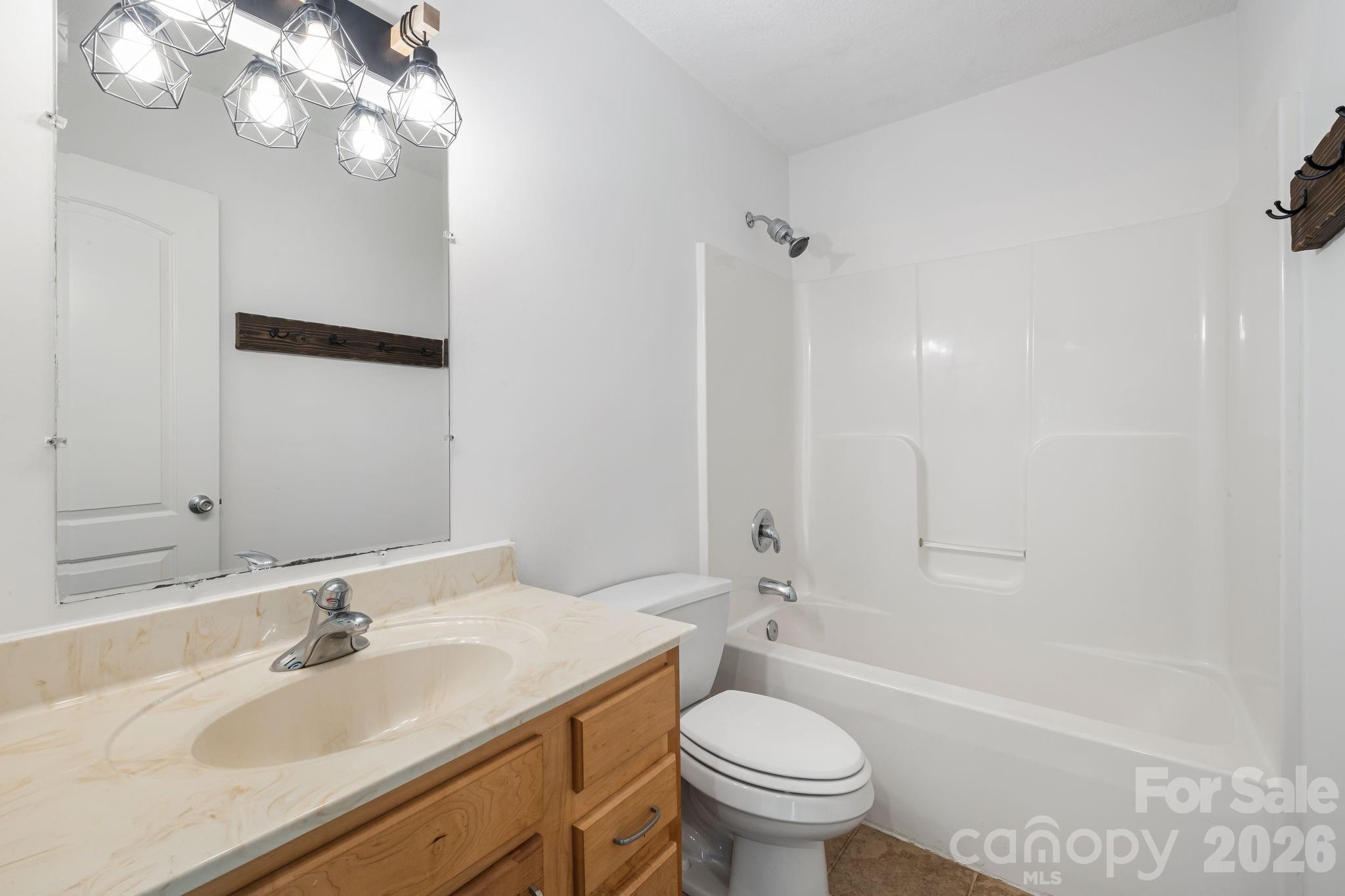 184 Scarlett Ridge Drive — Marshall