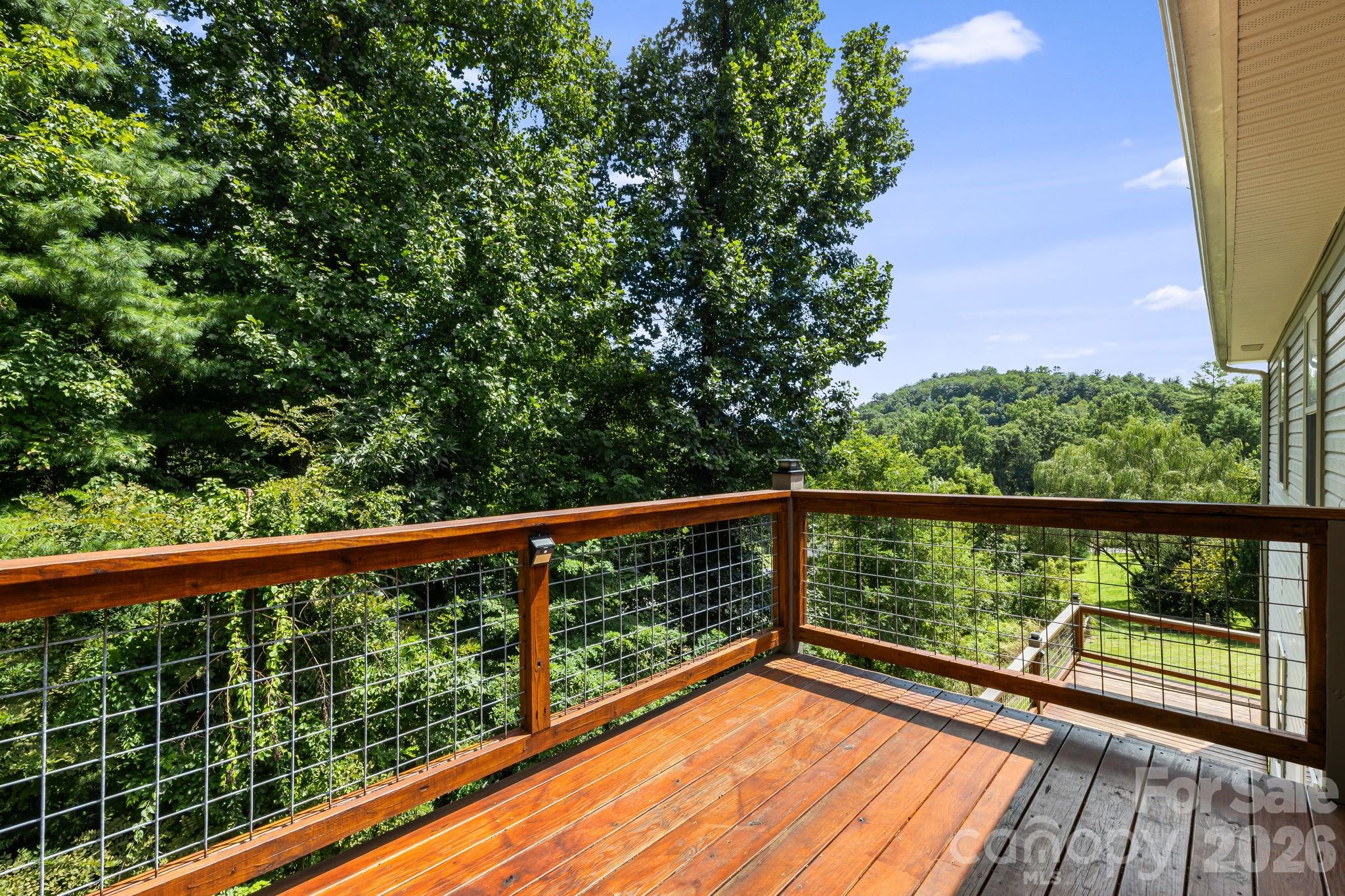 184 Scarlett Ridge Drive — Marshall