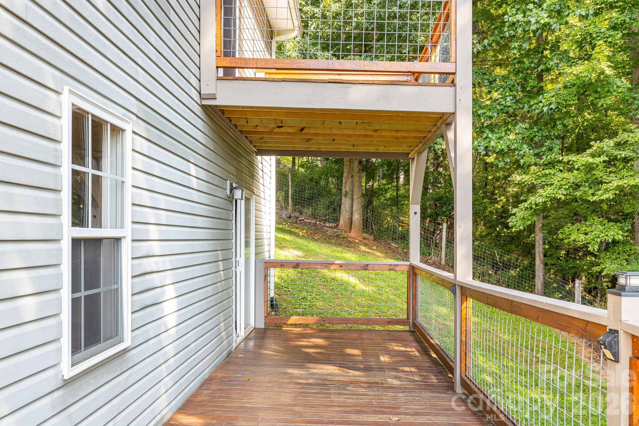184 Scarlett Ridge Drive — Marshall